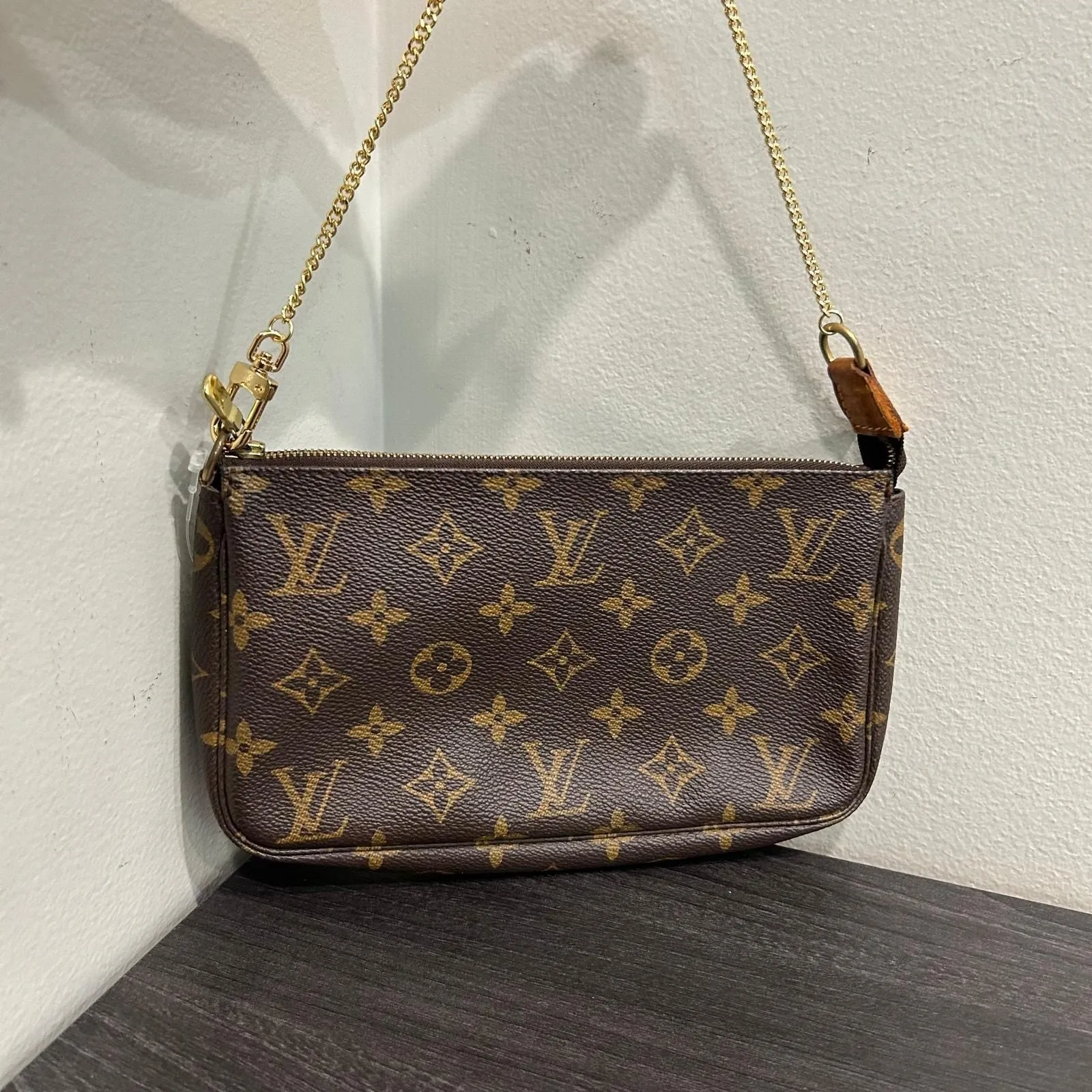 Product image for #1009 LOUIS VUITTON Monogram Pochette