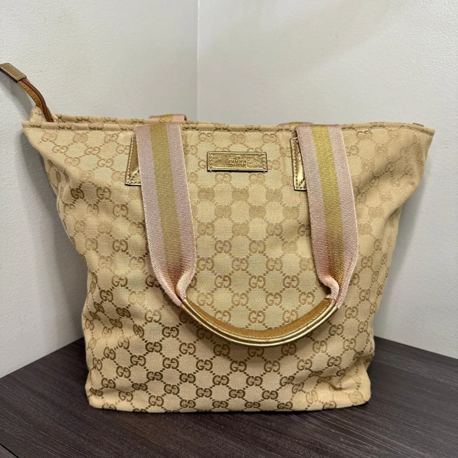 Product image for #1064 GUCCI GG Canvas Tote (TOP PICK!)
