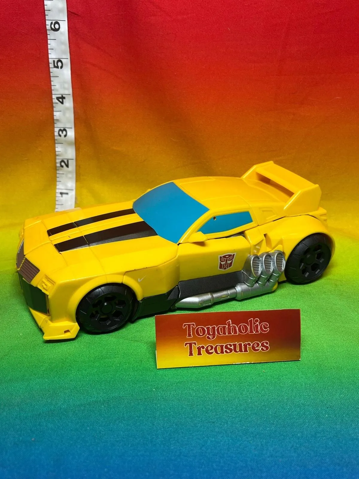 Product image for Transformers Generations Cyber Commander Bumblebee Action Figure