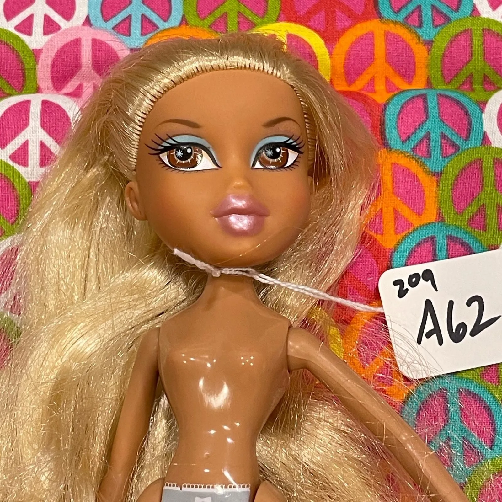 Product image for Bratz Vinessa Ice Champion Doll #A62 Lot 20A Nude Fashion Doll Only