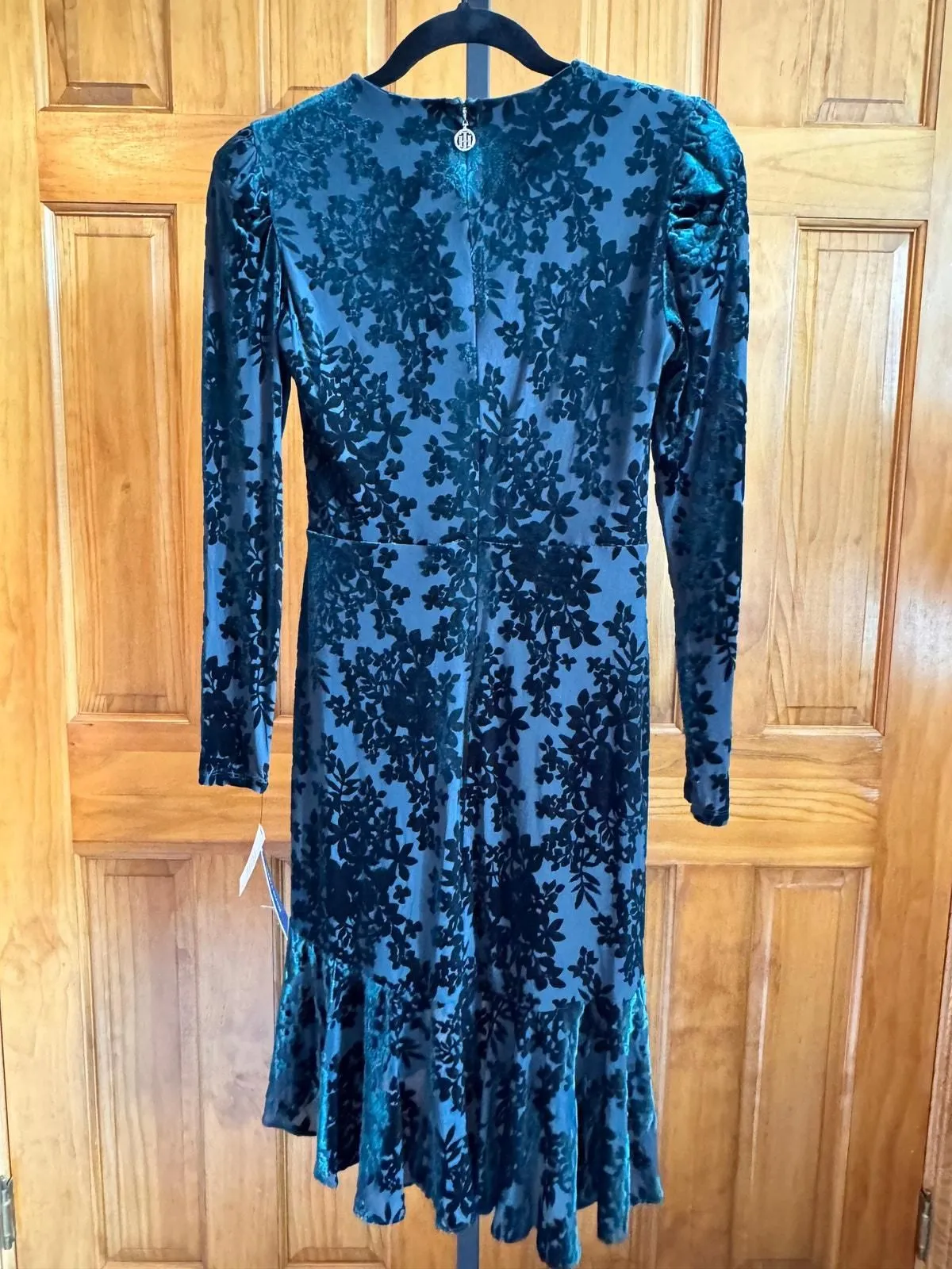 green emerald velvet dress The Green Stand Cut Out Velvet Mini Dress main image 0