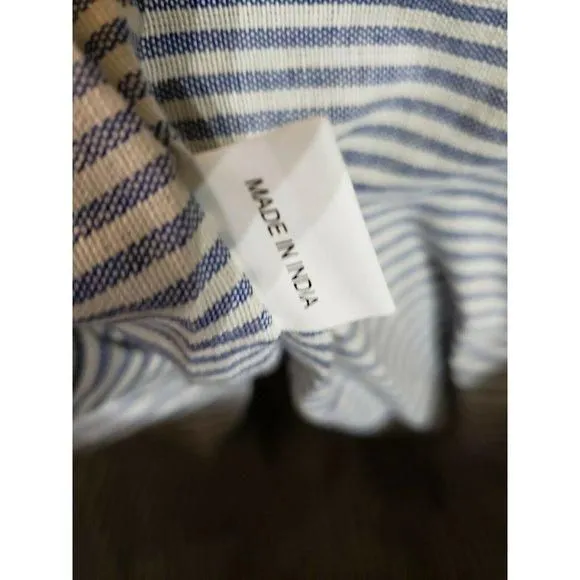 Listing Image Blurred Background