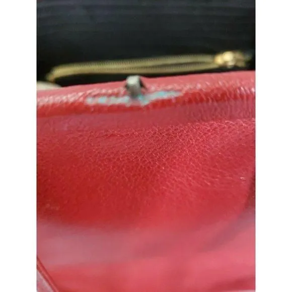 Listing Image Blurred Background