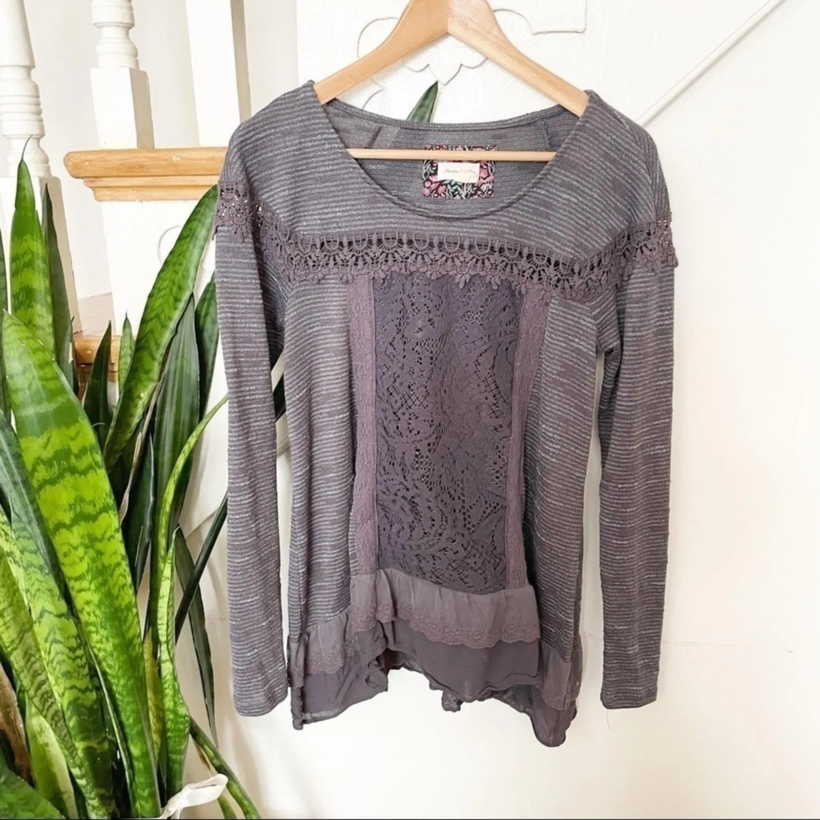 Product image for Anthropologie Meadow Rue Gray Crochet & Lace Long Sleeve Top Size Small - new-without-tags - Anthropologie