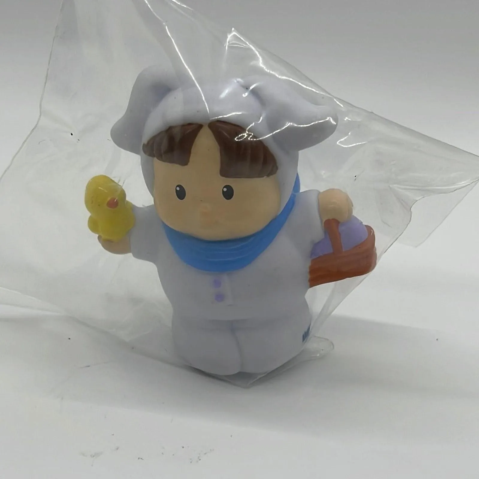 Product image for Fisher Price Little People Easter Egg Hunt Little Bunny Child Toy