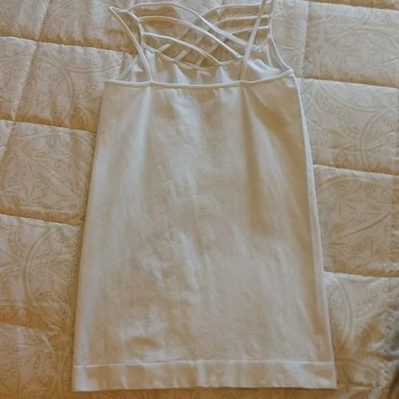 Listing Image Blurred Background