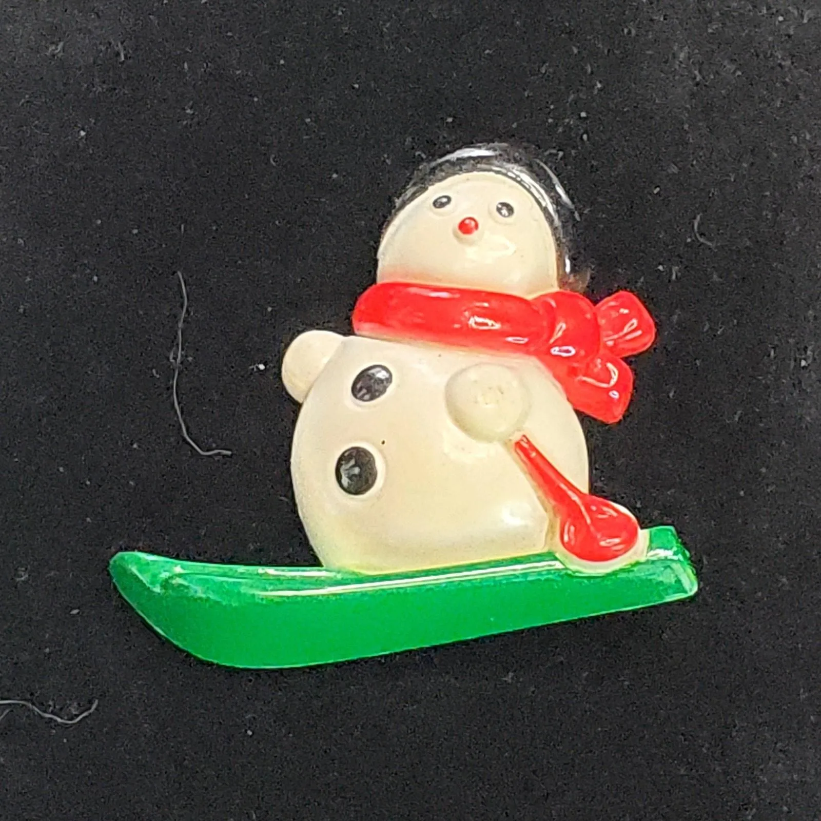 Product image for Vtg Avon Snowman Skiing Brooch Pin Winter Holiday Christmas 1.5" Made Hong Kong - Brooch - pre-owned---excellent