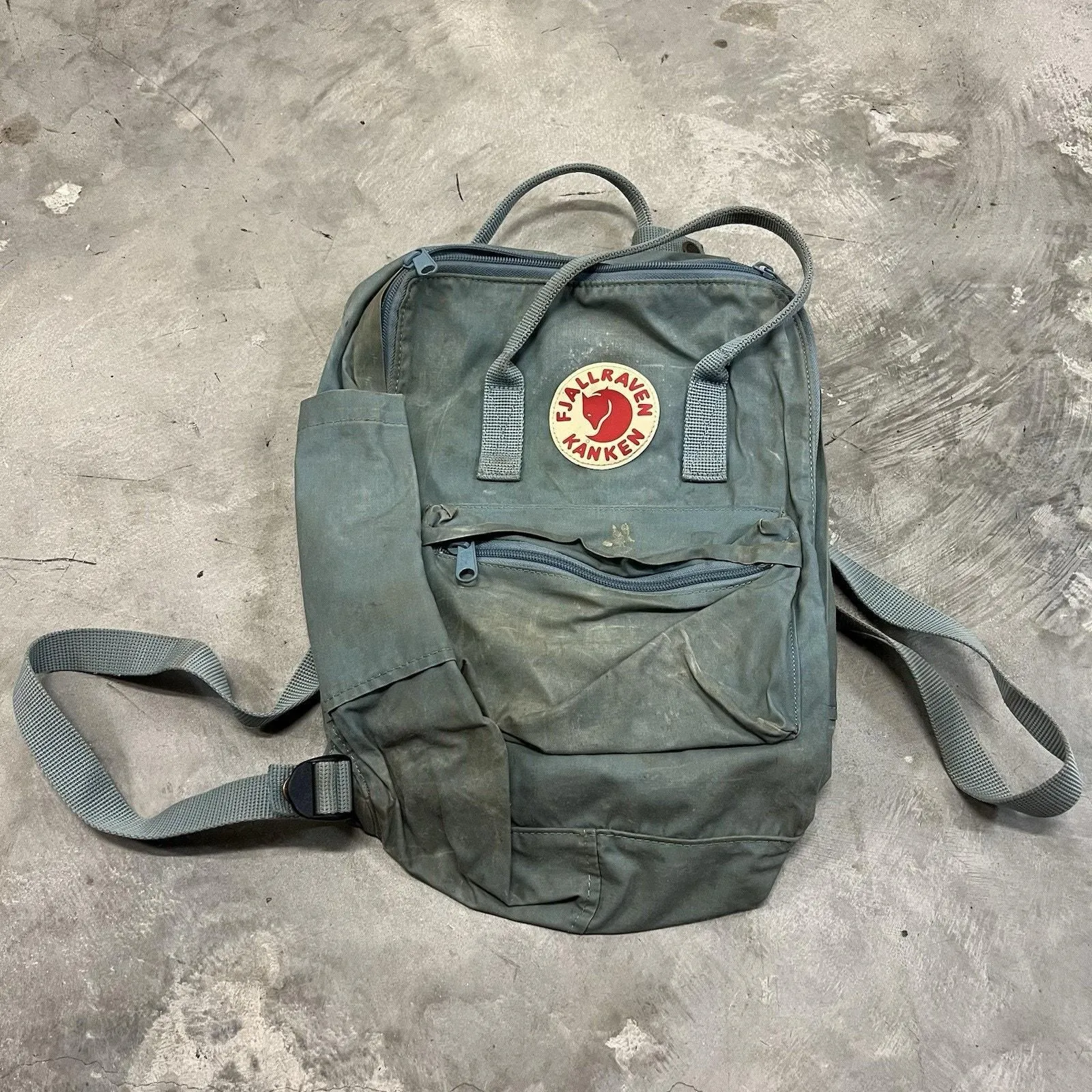 Product image for Fjallraven Kanken Classic Backpack Blue23510 Travel Lightweight NEEDS CLEAN