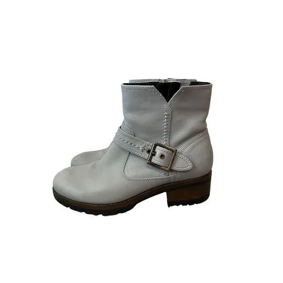 Product image for Salvia Cable Sheep Napa Boot Size 8