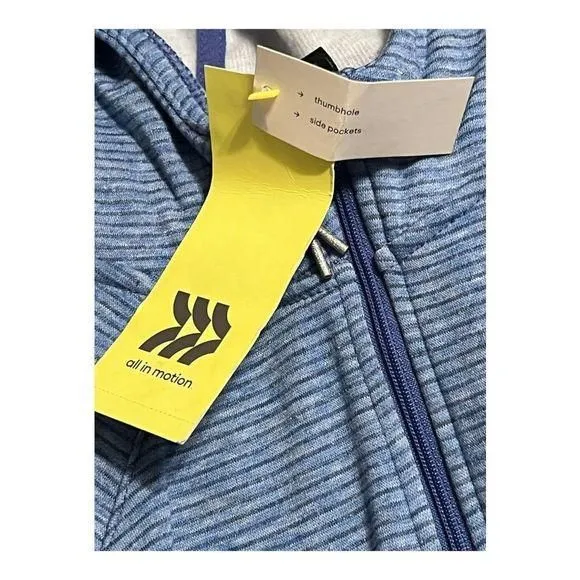 Listing Image Blurred Background