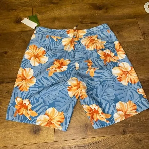 Product image for Quiksilver Men's D Everyday Classic Floral 20” Board Shorts Size 38