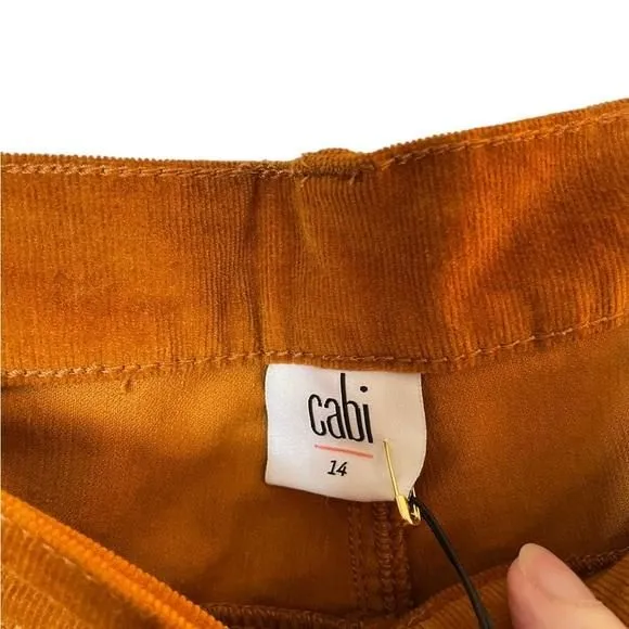 Listing Image Blurred Background
