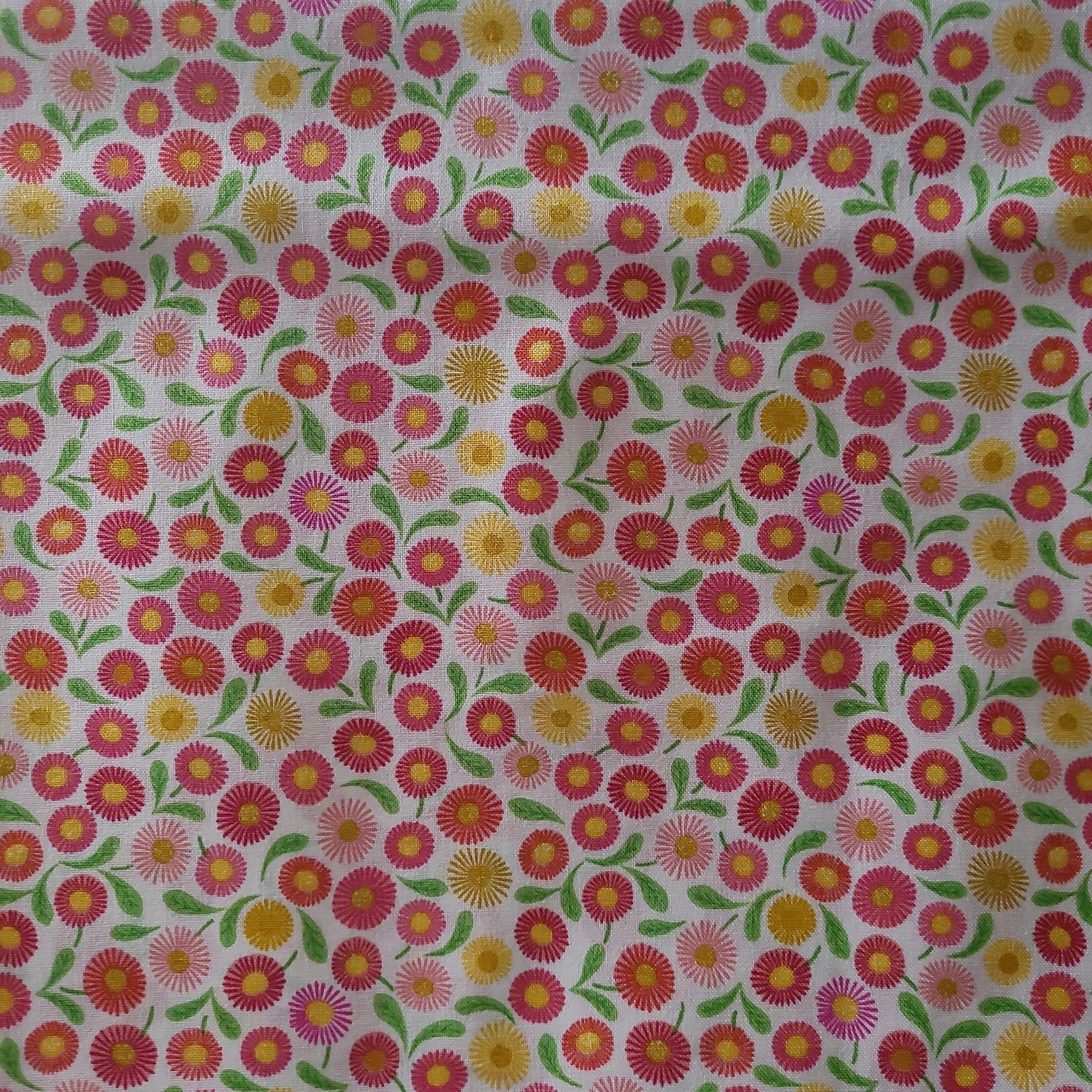 Product image for 1/2 yard daisies on cream. Lewis and Irene fabric. 100% cotton.