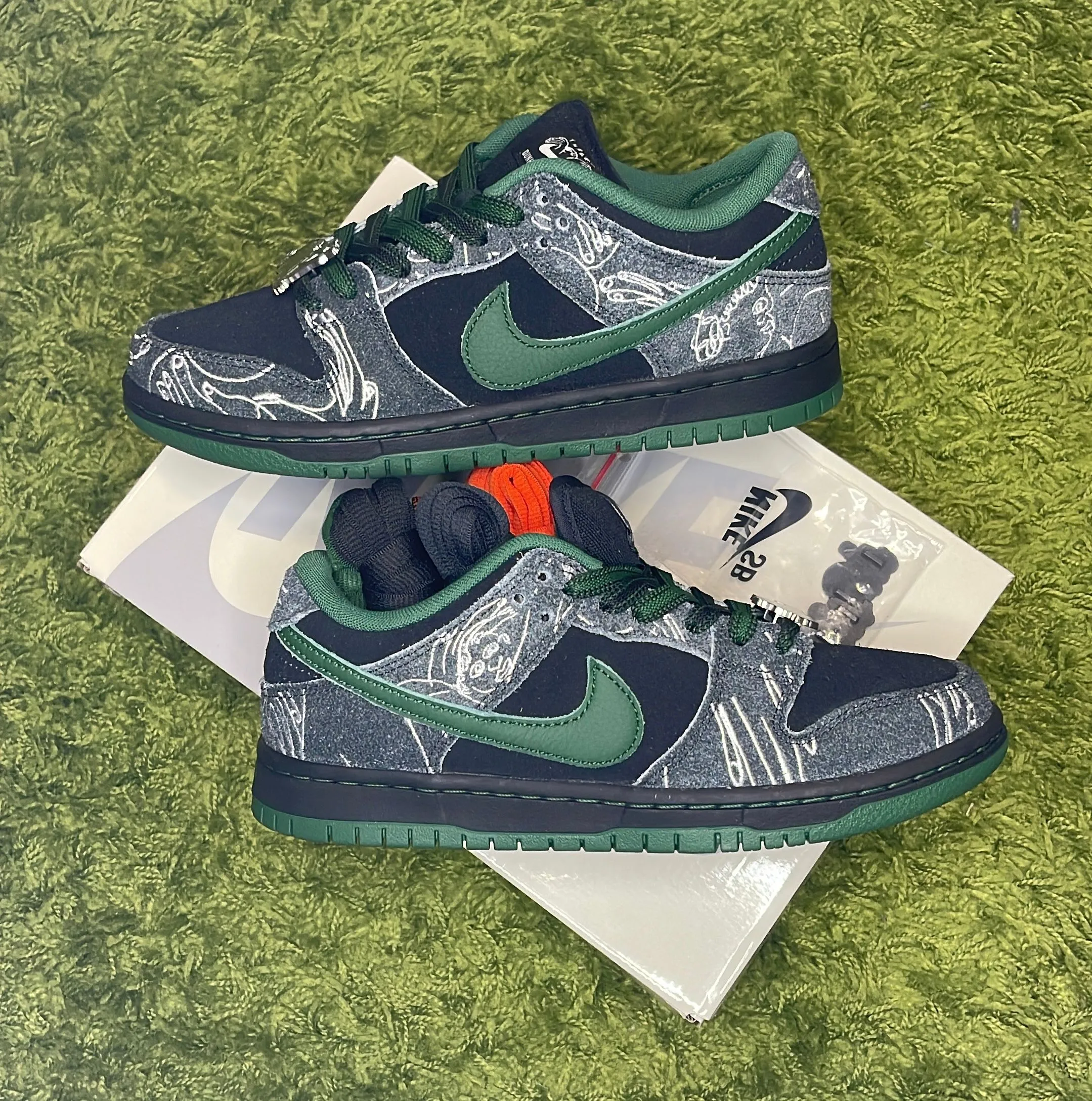 SB Dunk There Skateboard Size 5.5m DS OG ALL Whatnot Buy Sell Go Live