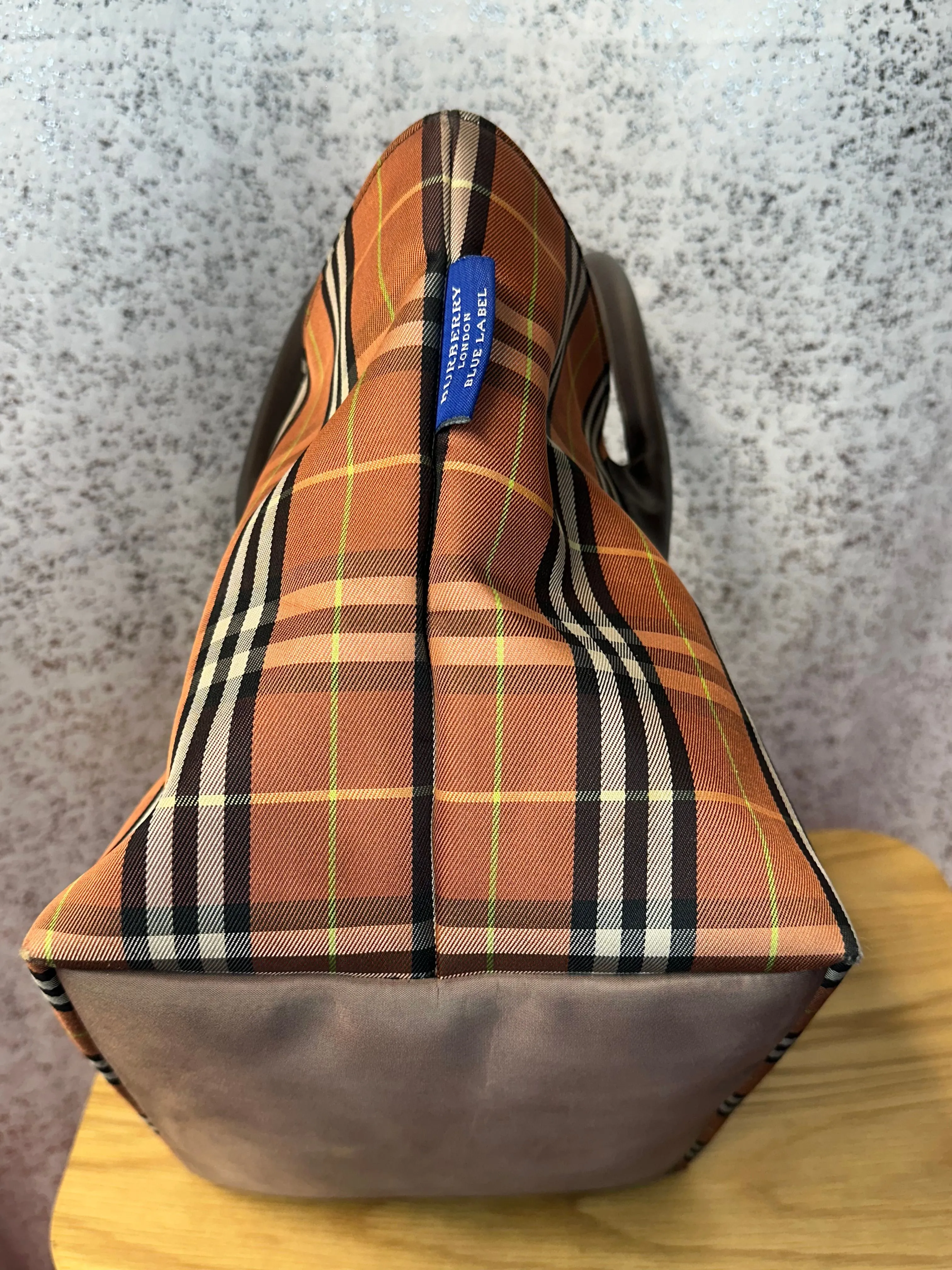 Burberry Tote (Japan Blue Label Serial #01110-05 YDK Brown Nova