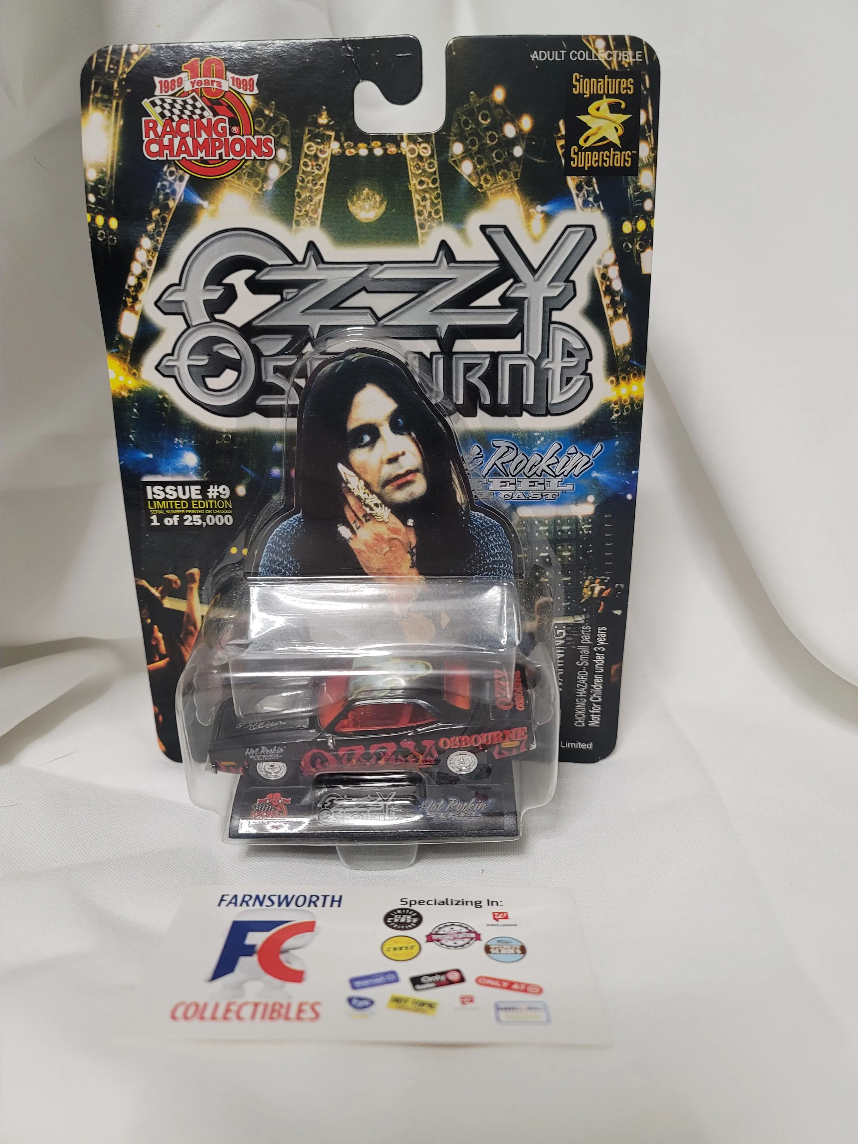 1999 Racing Champions HOT ROCKIN' Steel Die-cast Car 