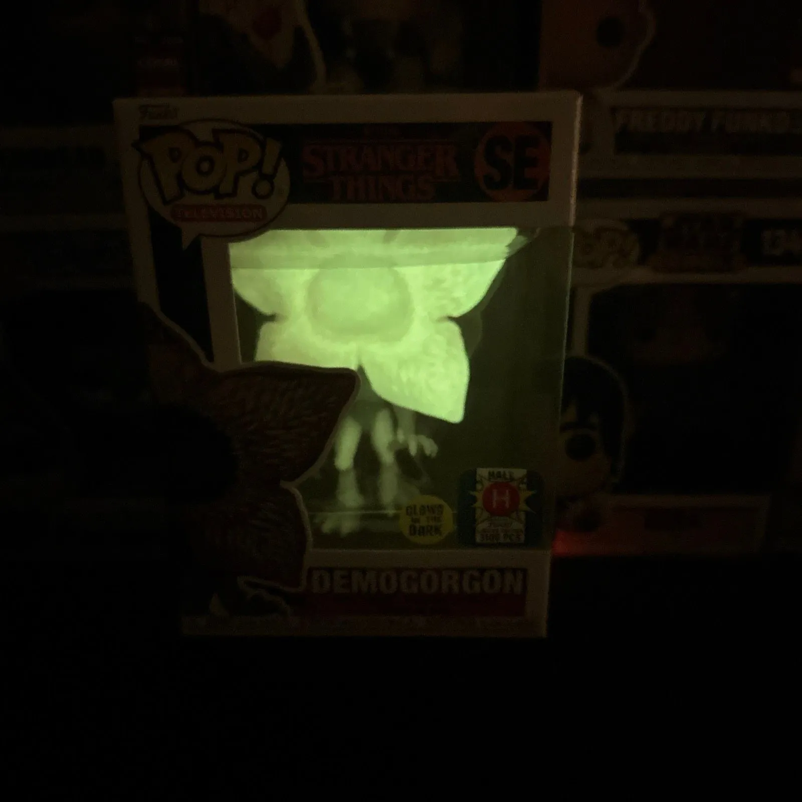 Hall H SDCC Demogorgon glow in the dark good Funko