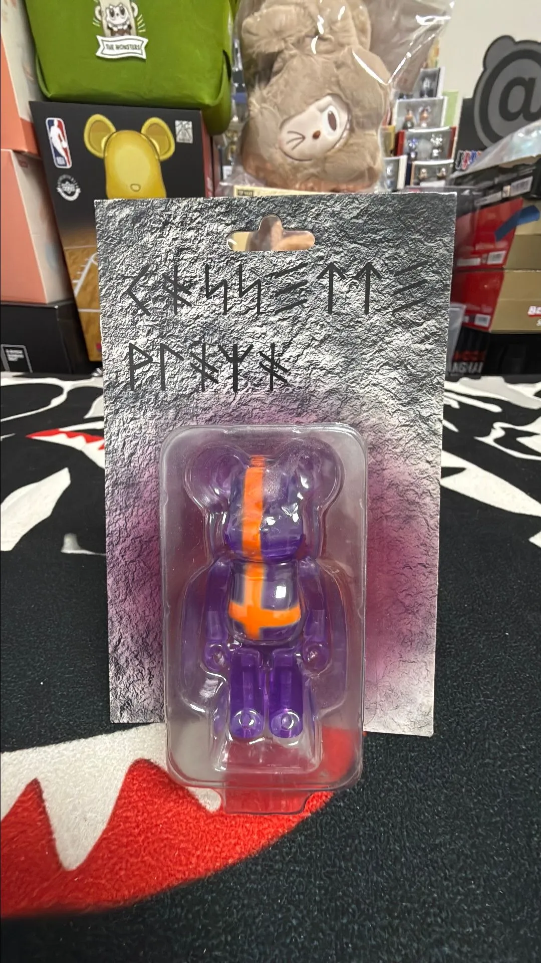 ベアブリック BE@RBRICK CASSETTE PLAYA 100% Bearbrick 100% Cassette Playa · Whatnot: Shop, Sell, Connect