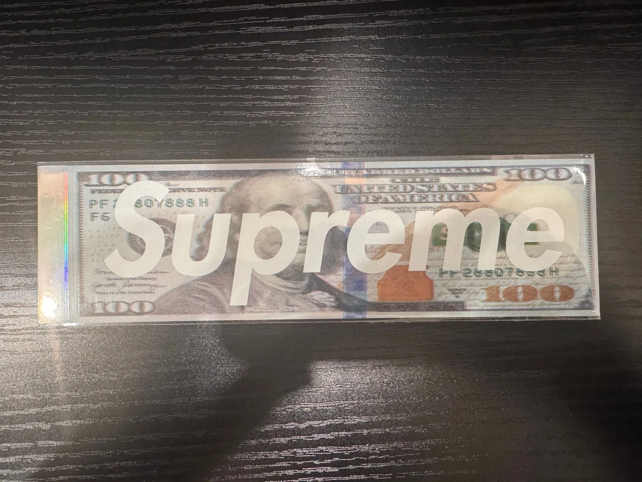 アクリルスタンド付Supreme box logo100ドル札デザインステッカー Supreme 100ドル札デザインステッカー4枚セット - メルカリ