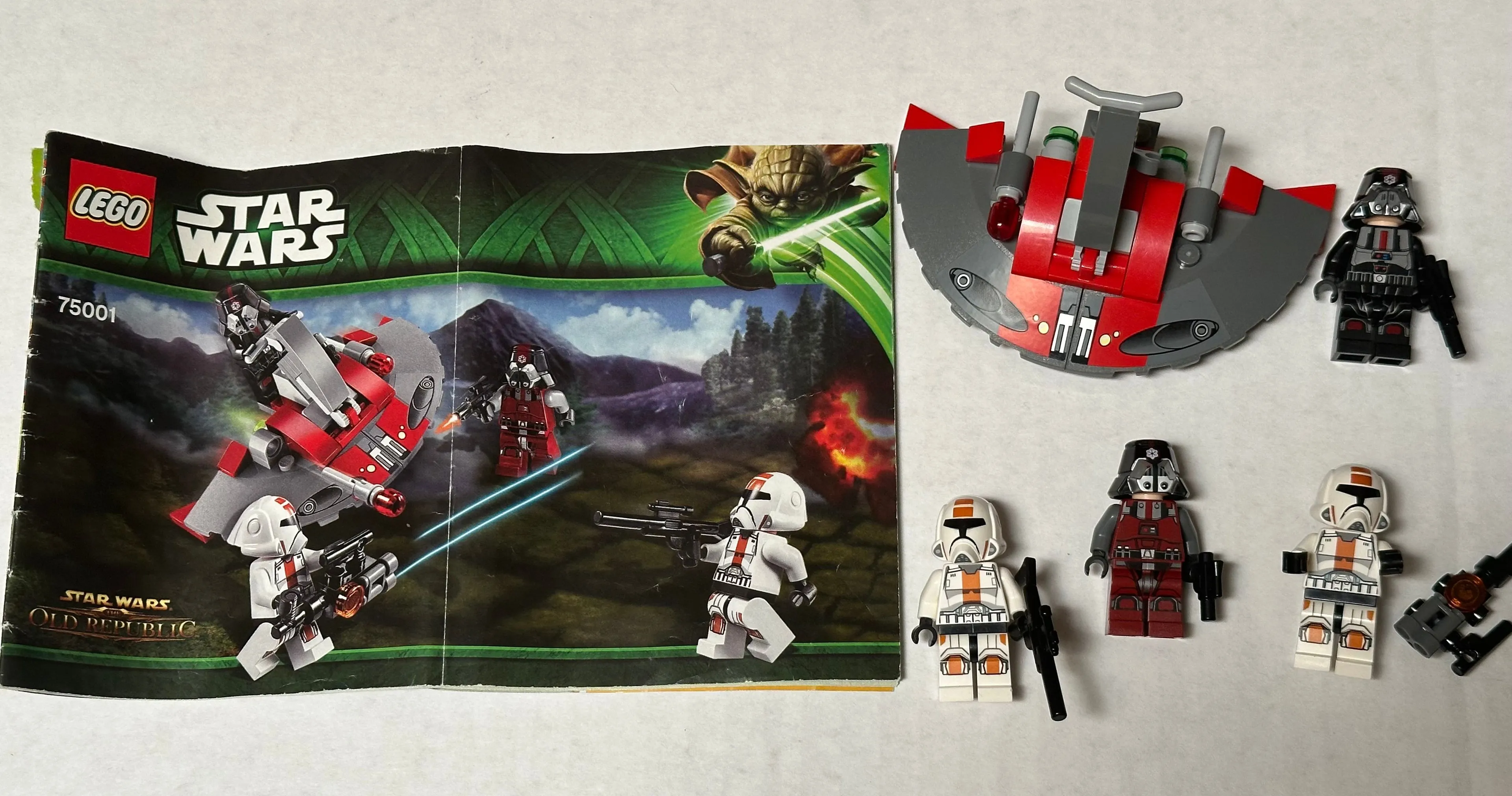 Old republic minifigure and accessories lot retailer READ DESCRIPTION