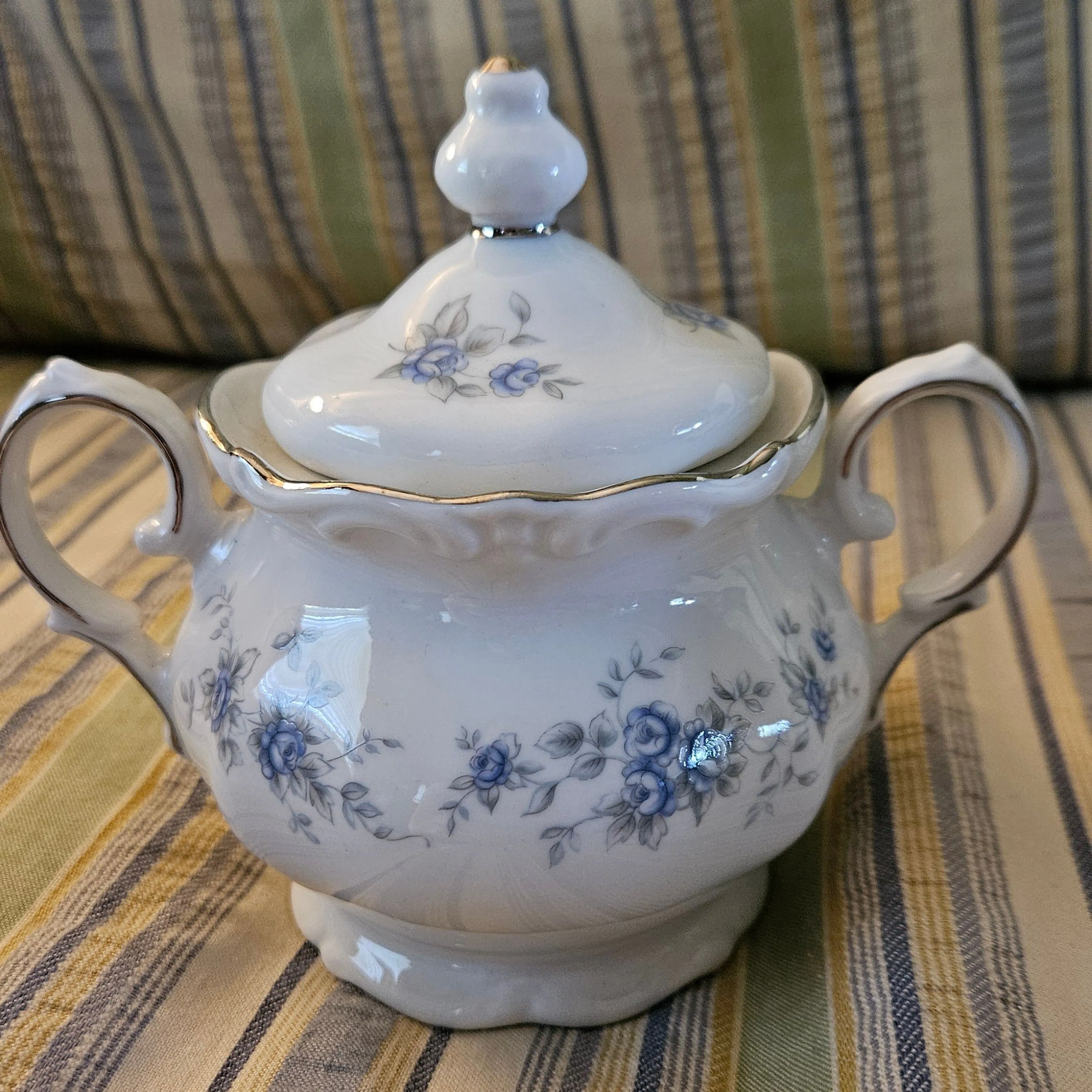 Discontinued Johann Haviland Bavarian purchases china bowls