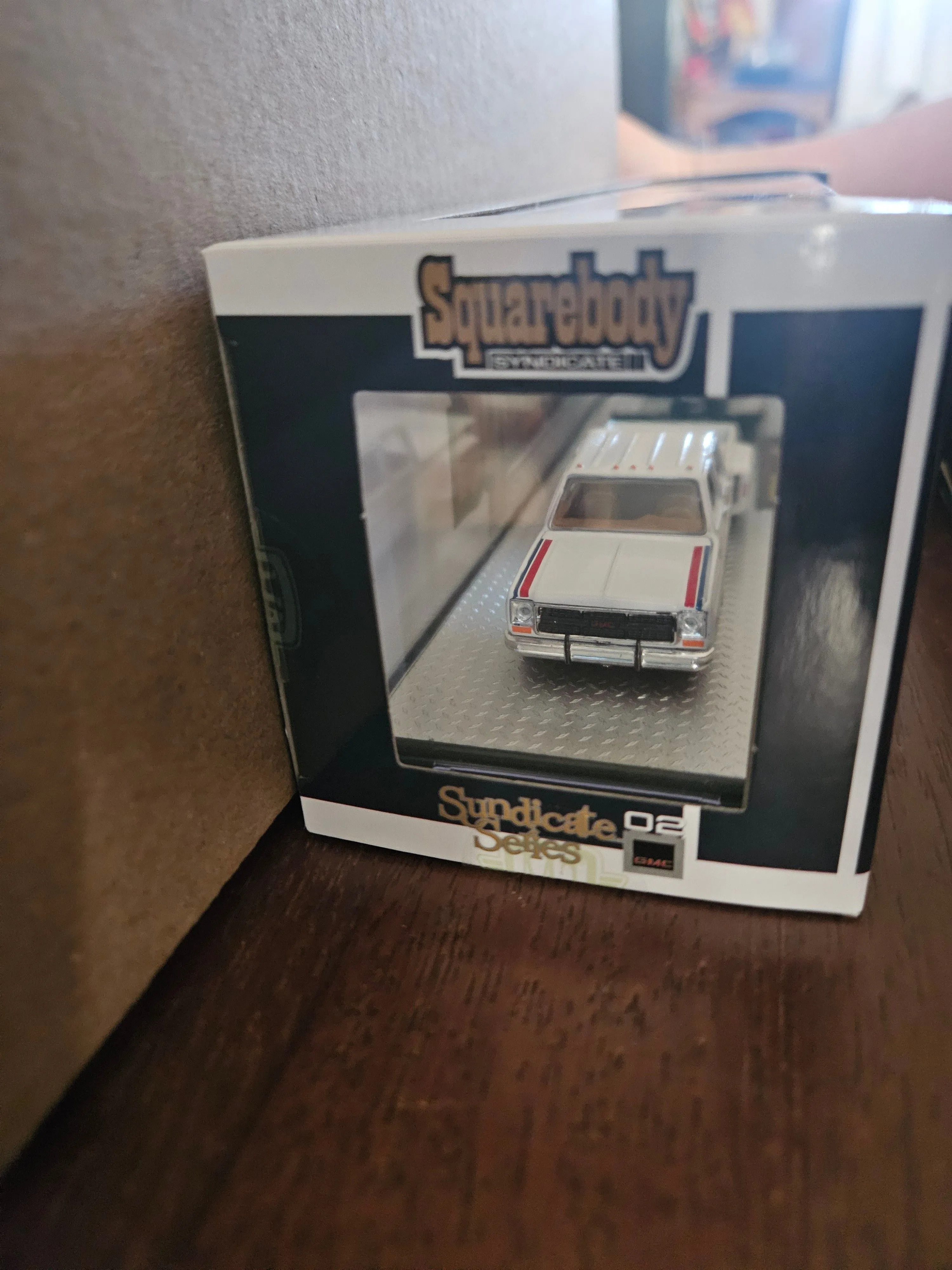 M2 MACHINES 76 GMC SIERRA 3500 DUALLY & 75 GMC JIMMY SIERRA