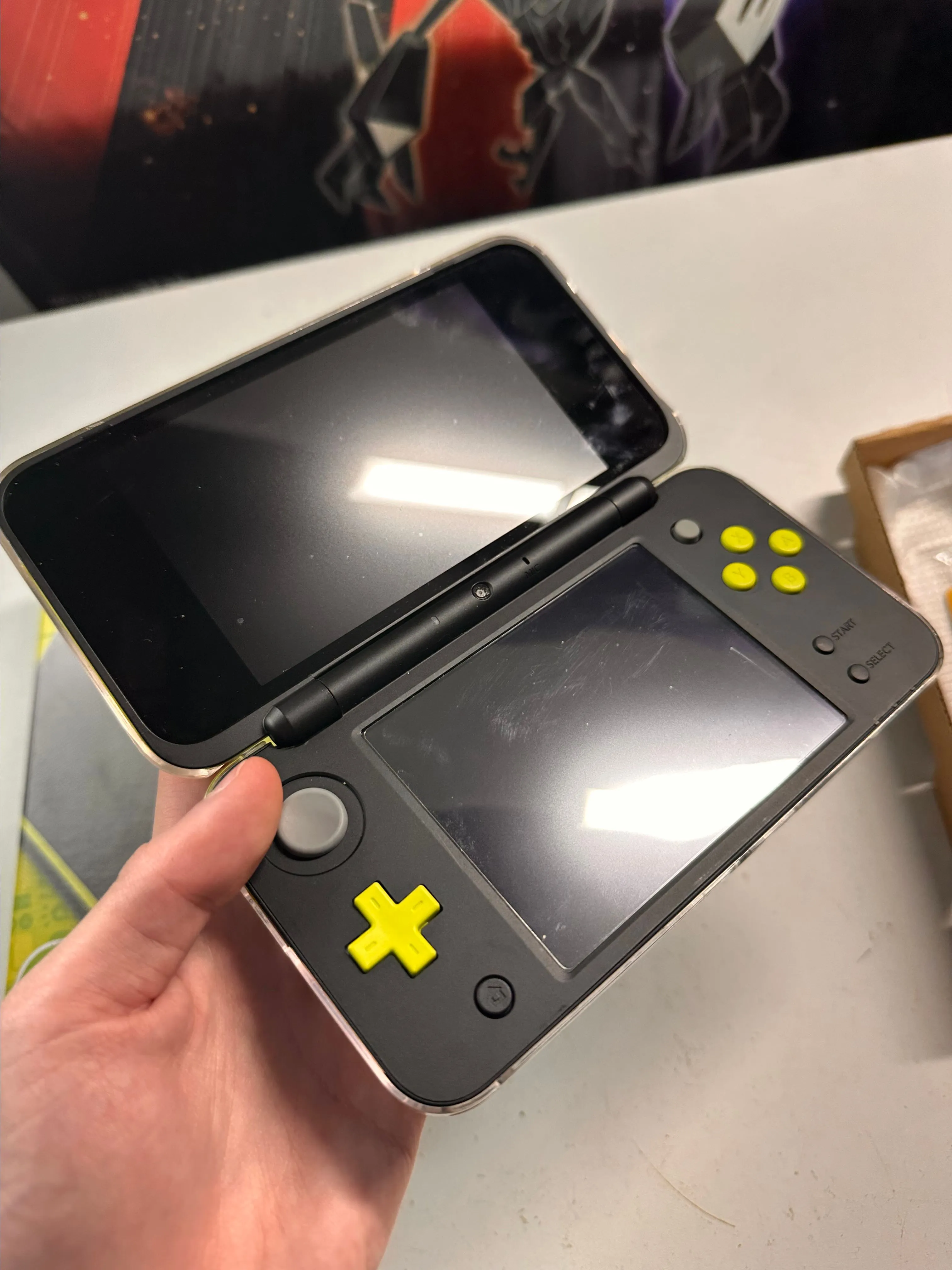 New Nintendo 2DS LL Region Free Lime Green Handheld Console