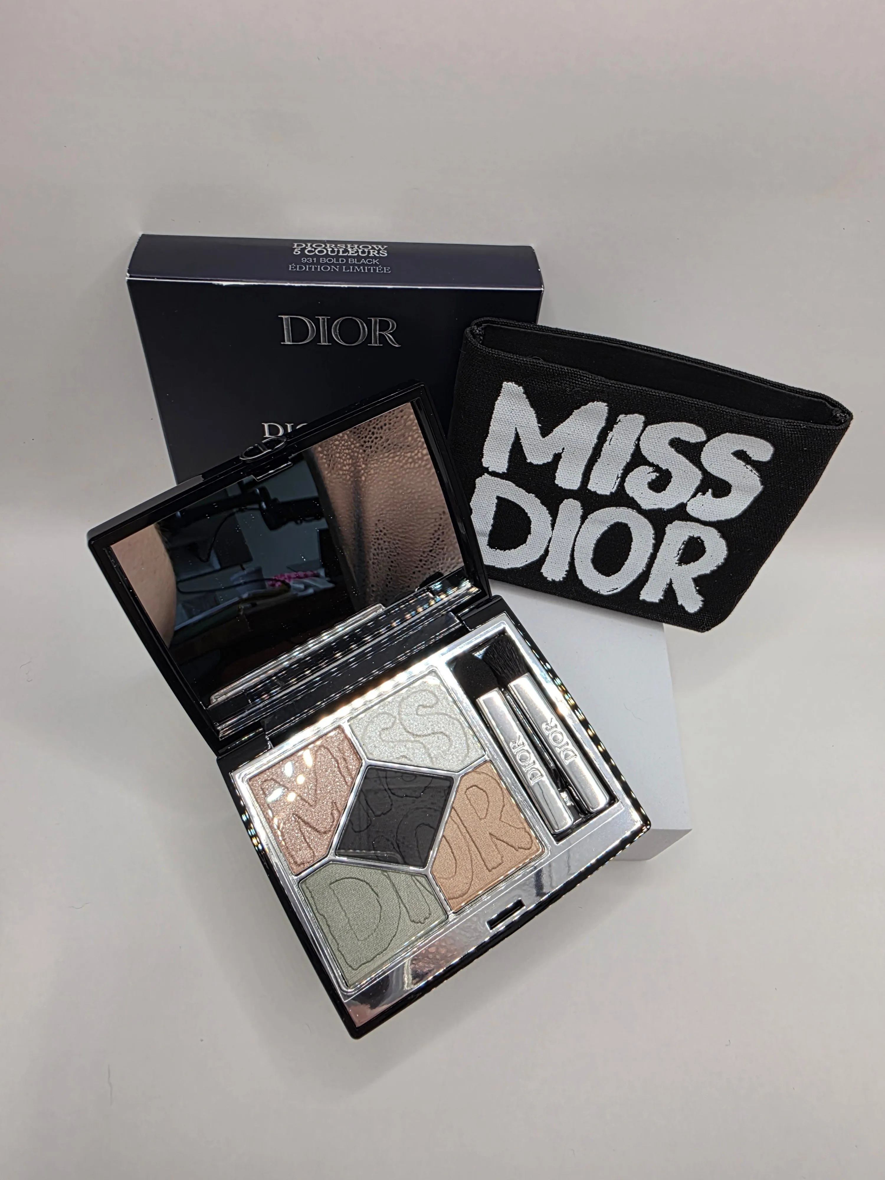 DiorShow 5 Couleurs 931 Bold Black 数量限定 DIOR Diorshow 5 Couleurs Eyeshadow Palette ~ 931 Bold Black