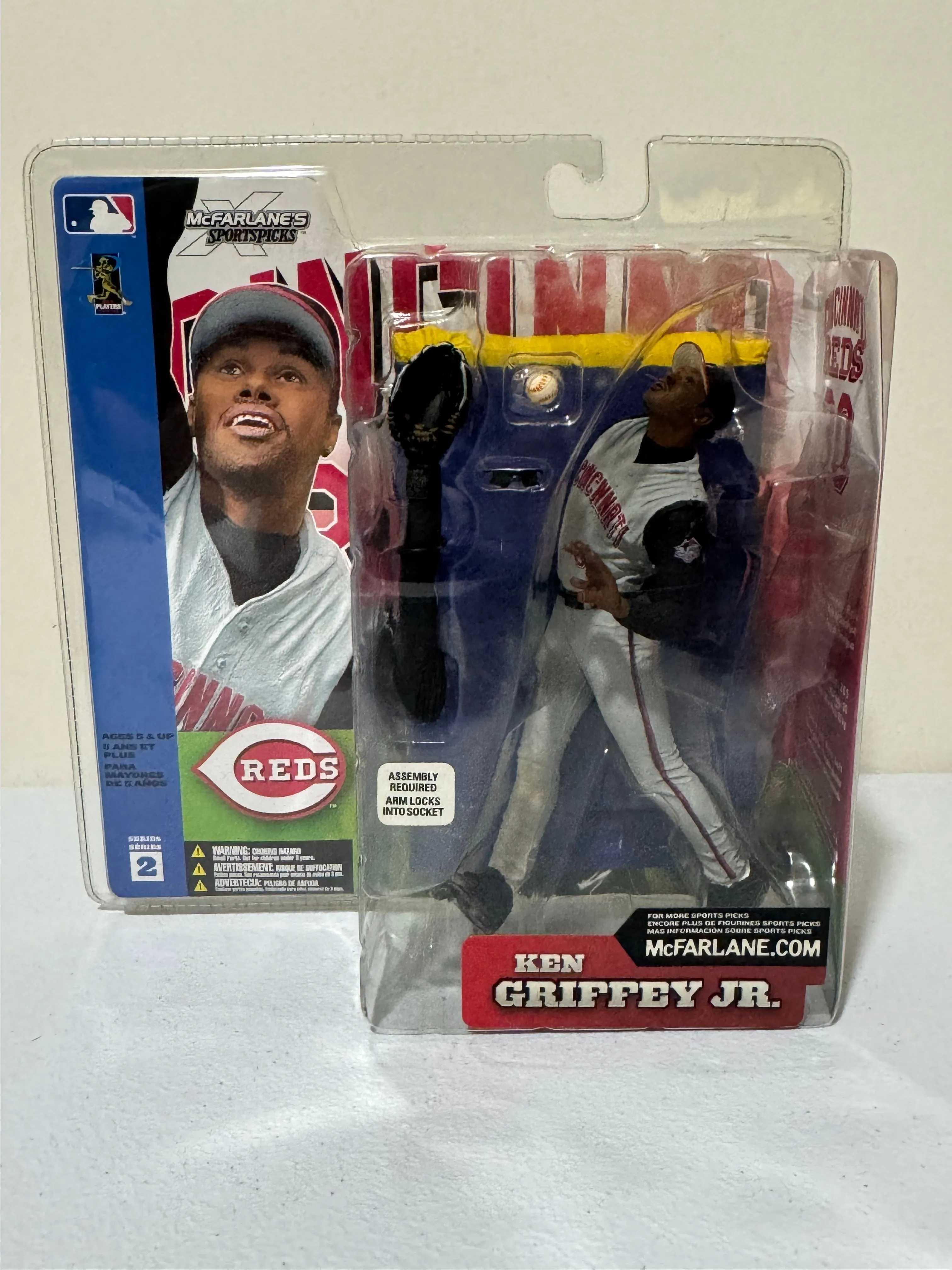 KEN GRIFFEY JR 2002 McFarlane MLB Action Figure Series 2