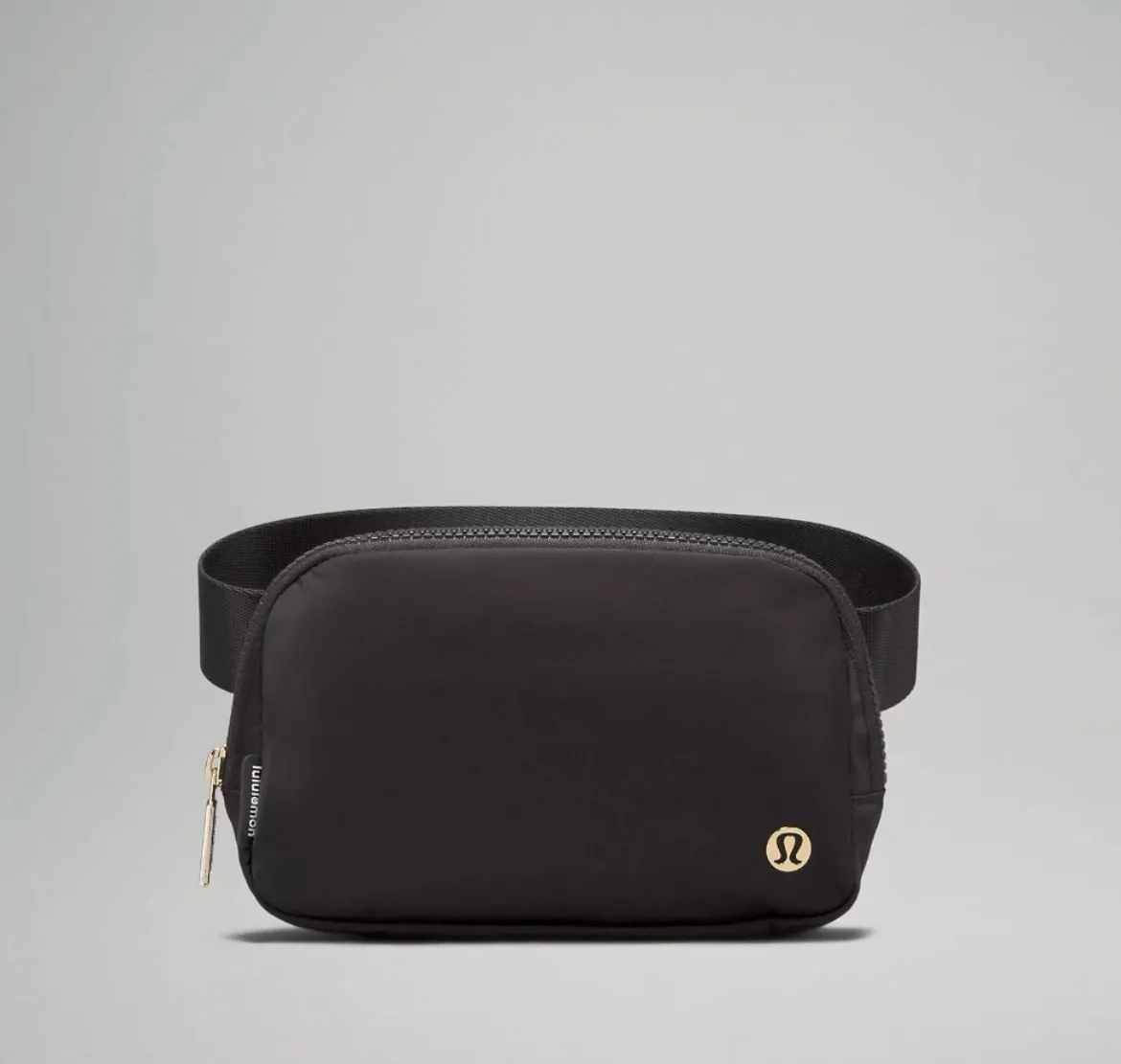 NWT Lululemon Everywhere Belt Bag on sale Black