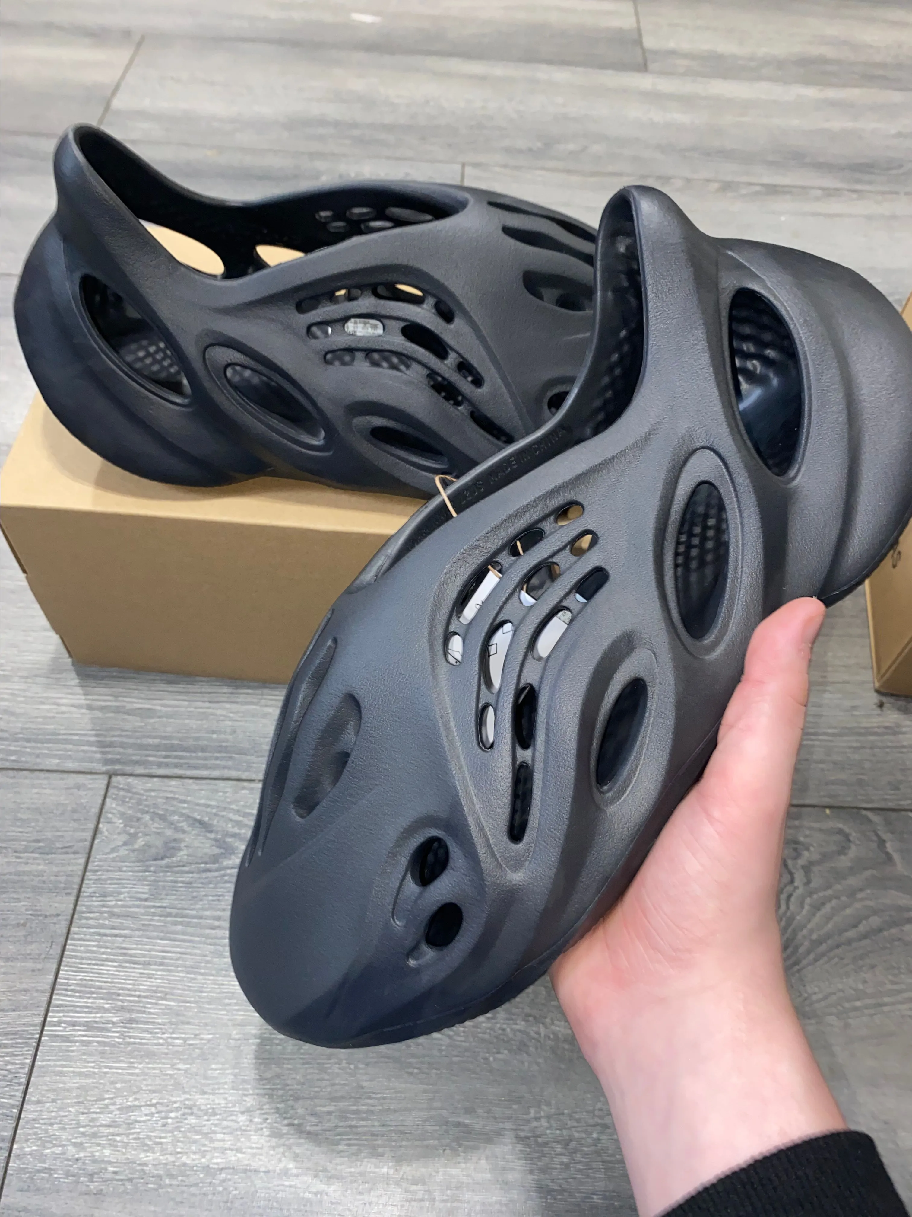 Yeezy foam runner ONYX brand new · Whatnot: Buy, Sell & Go Live