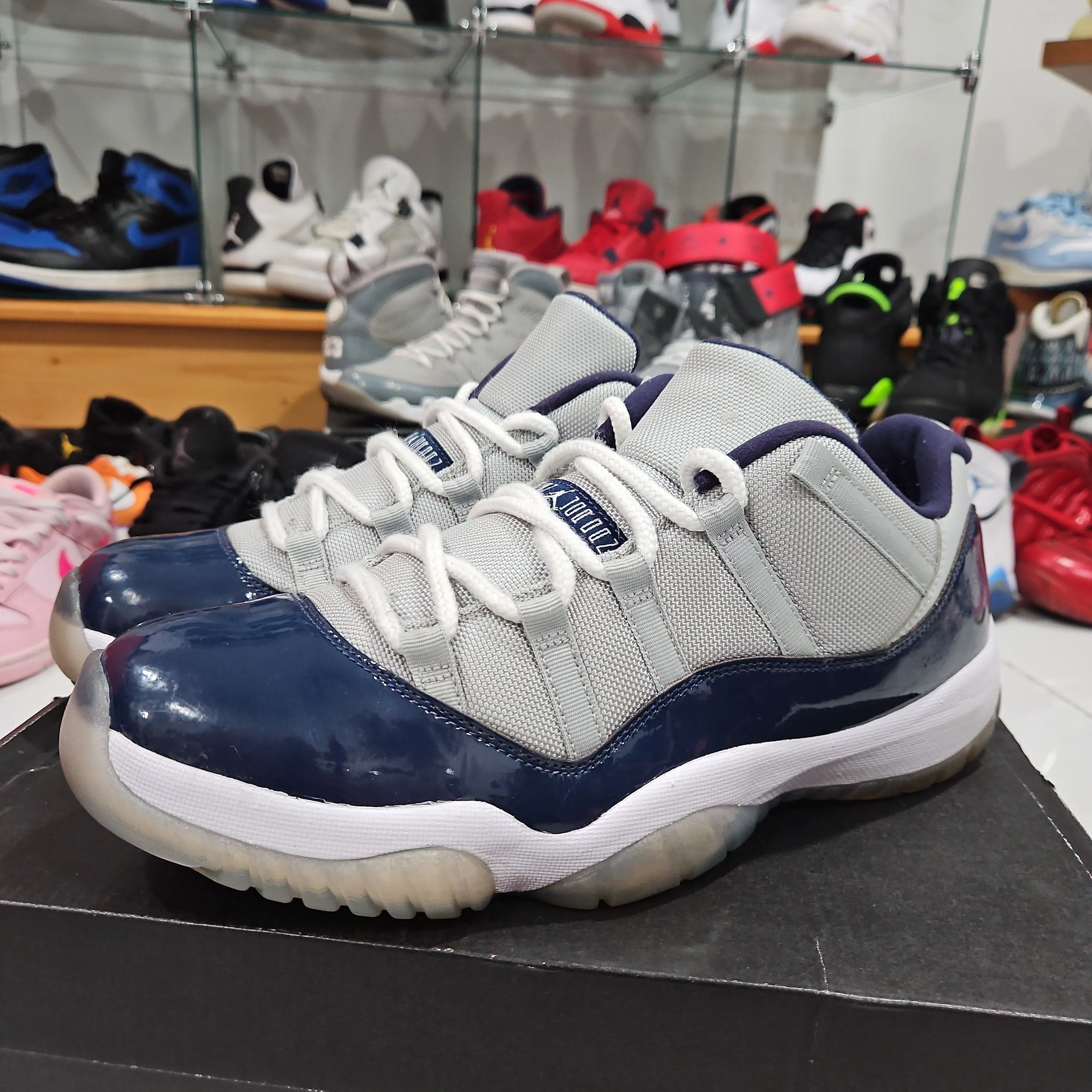 Air Jordan 11 Low Georgetown Size 12 Whatnot Buy Sell Go Live