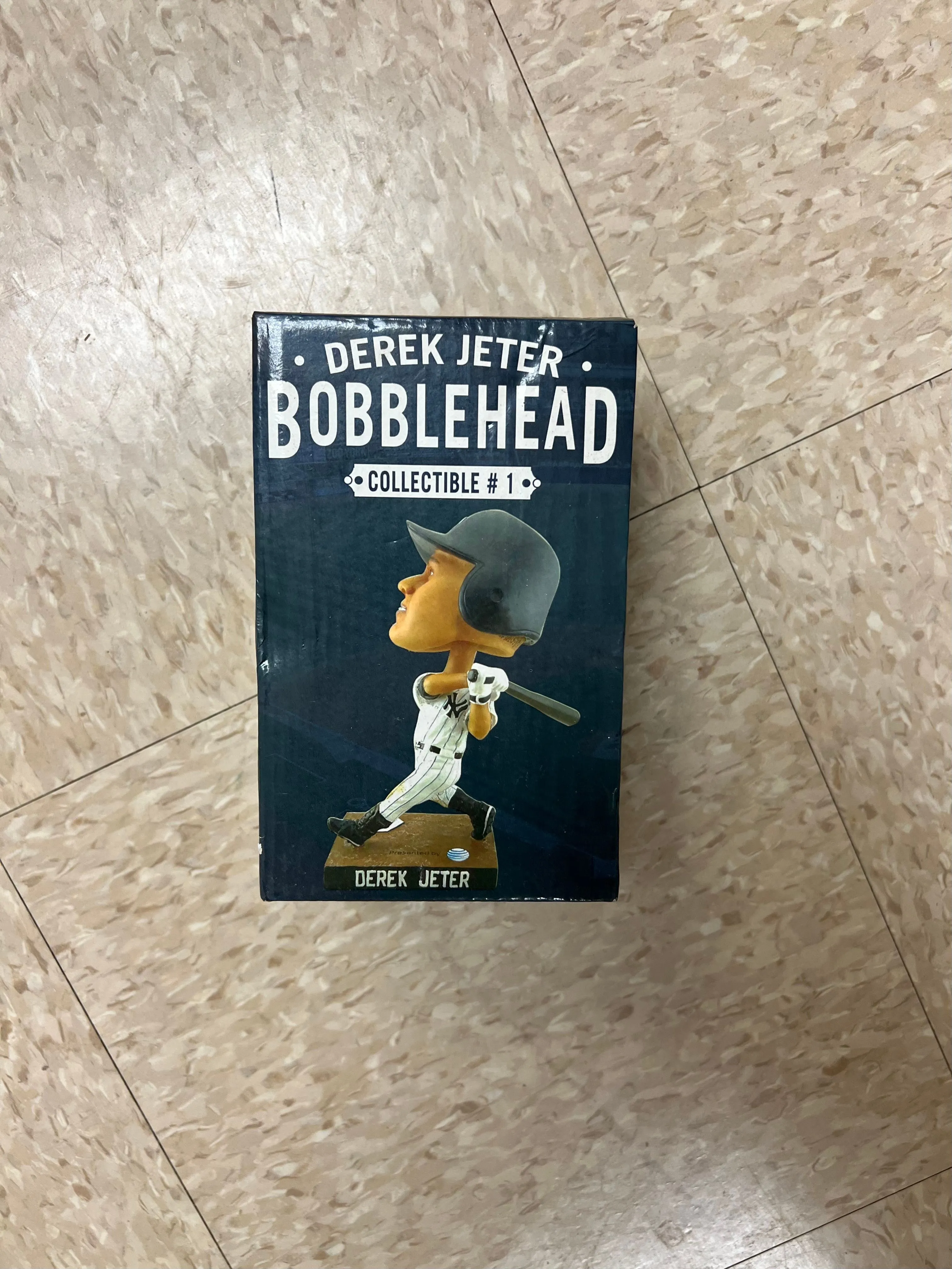 Derek Jeter popular Bobblehead (Limited Edition)