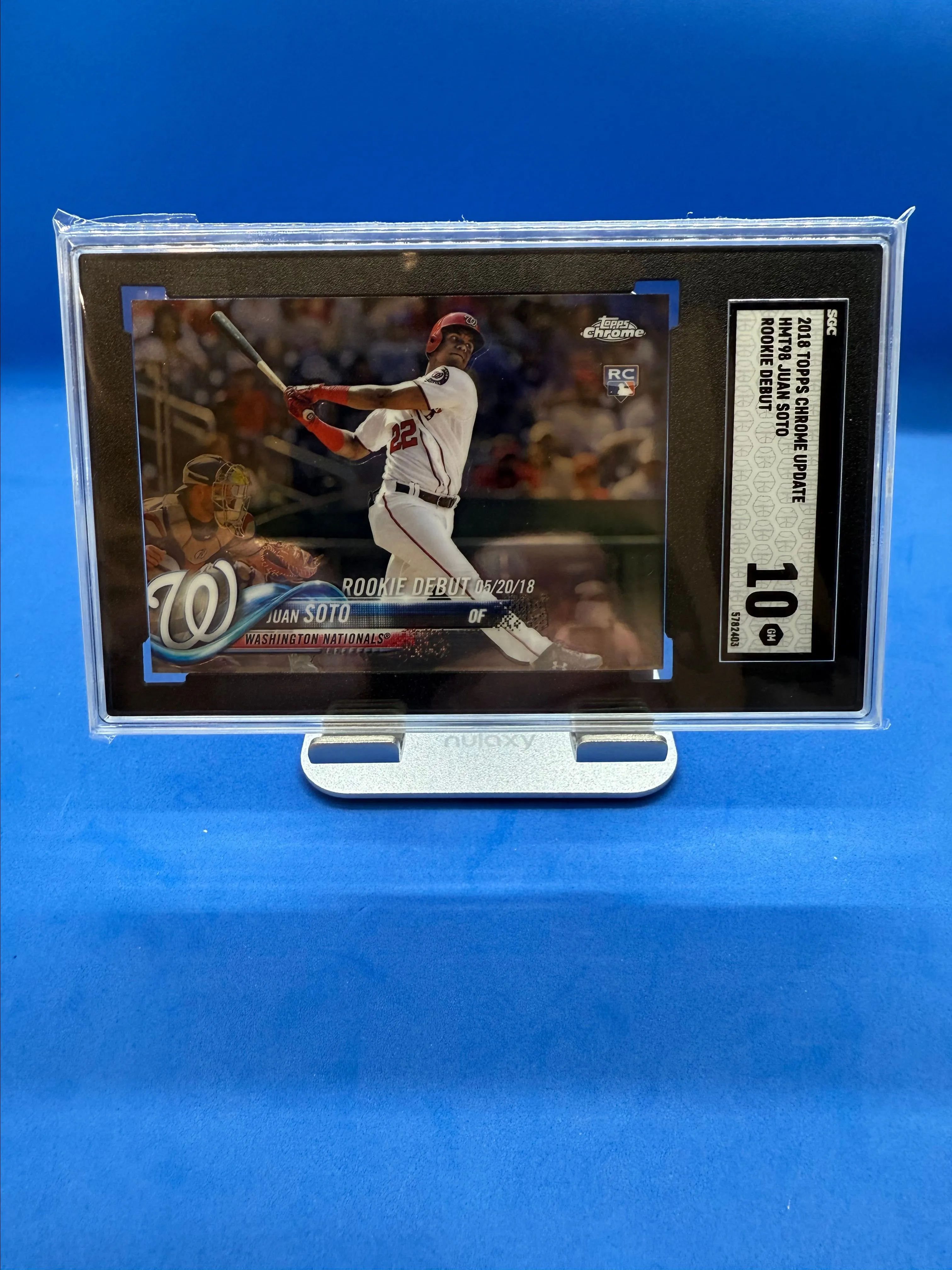 2018 Topps Chrome Juan Soto Rookie Card outlet SGC 10