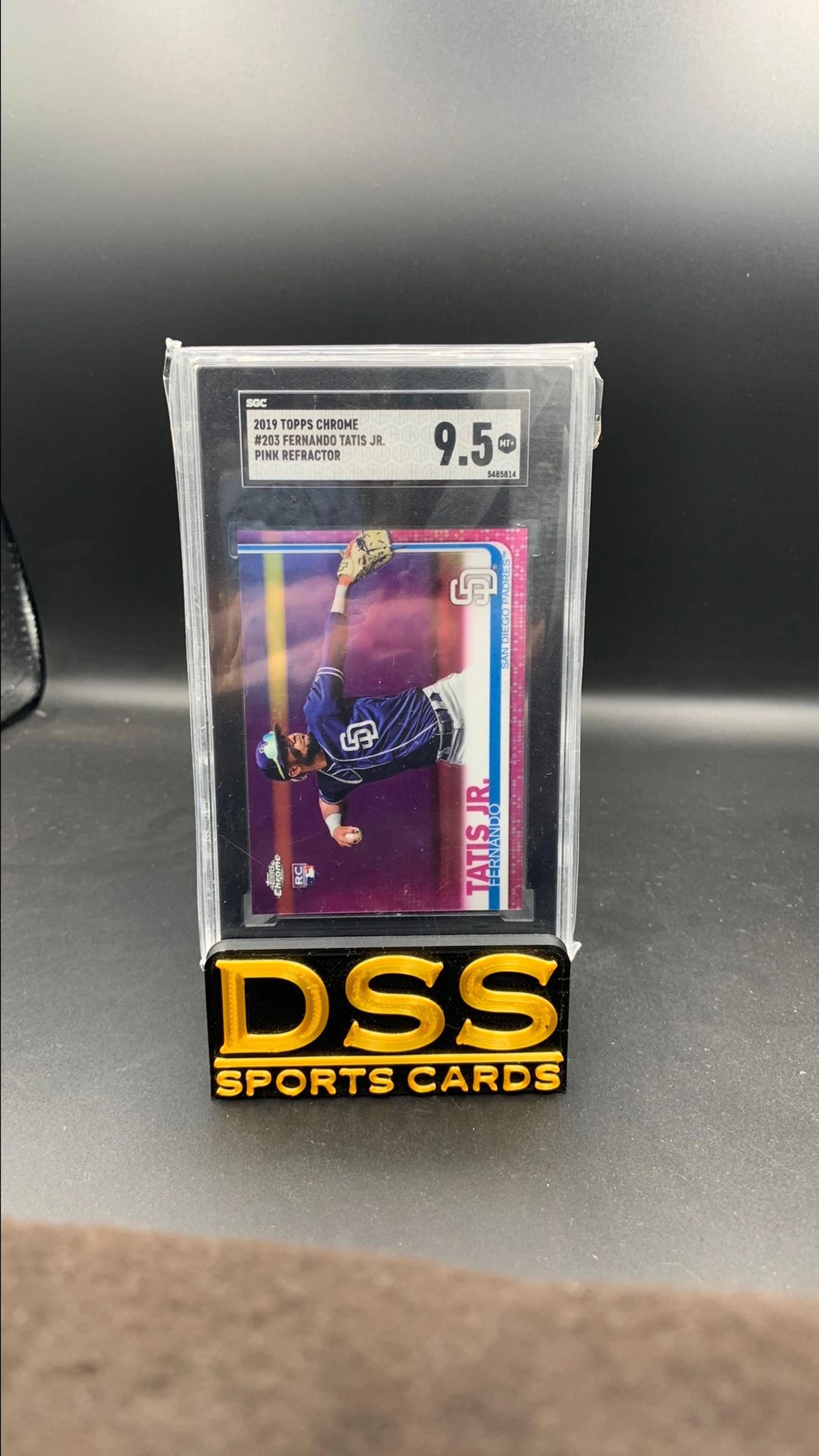 2019 Topps Chrome Fernando Tatis Jr Rookie Pink Refractor SGC 9.5 ·  Whatnot: Buy, Sell & Go Live