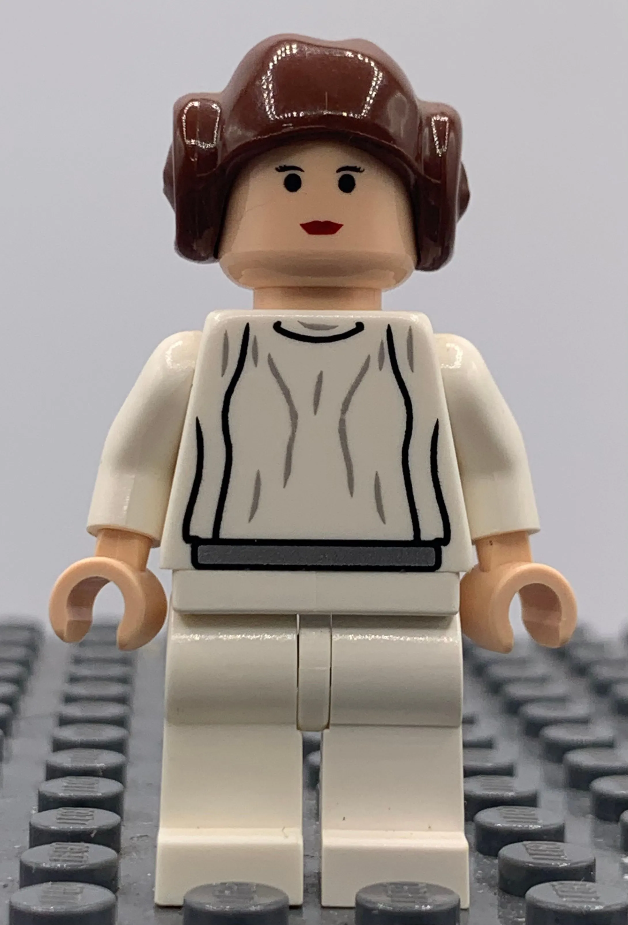 Smooth Hair Princess Leia Error Minifigure EXTREMELY RARE store 2009