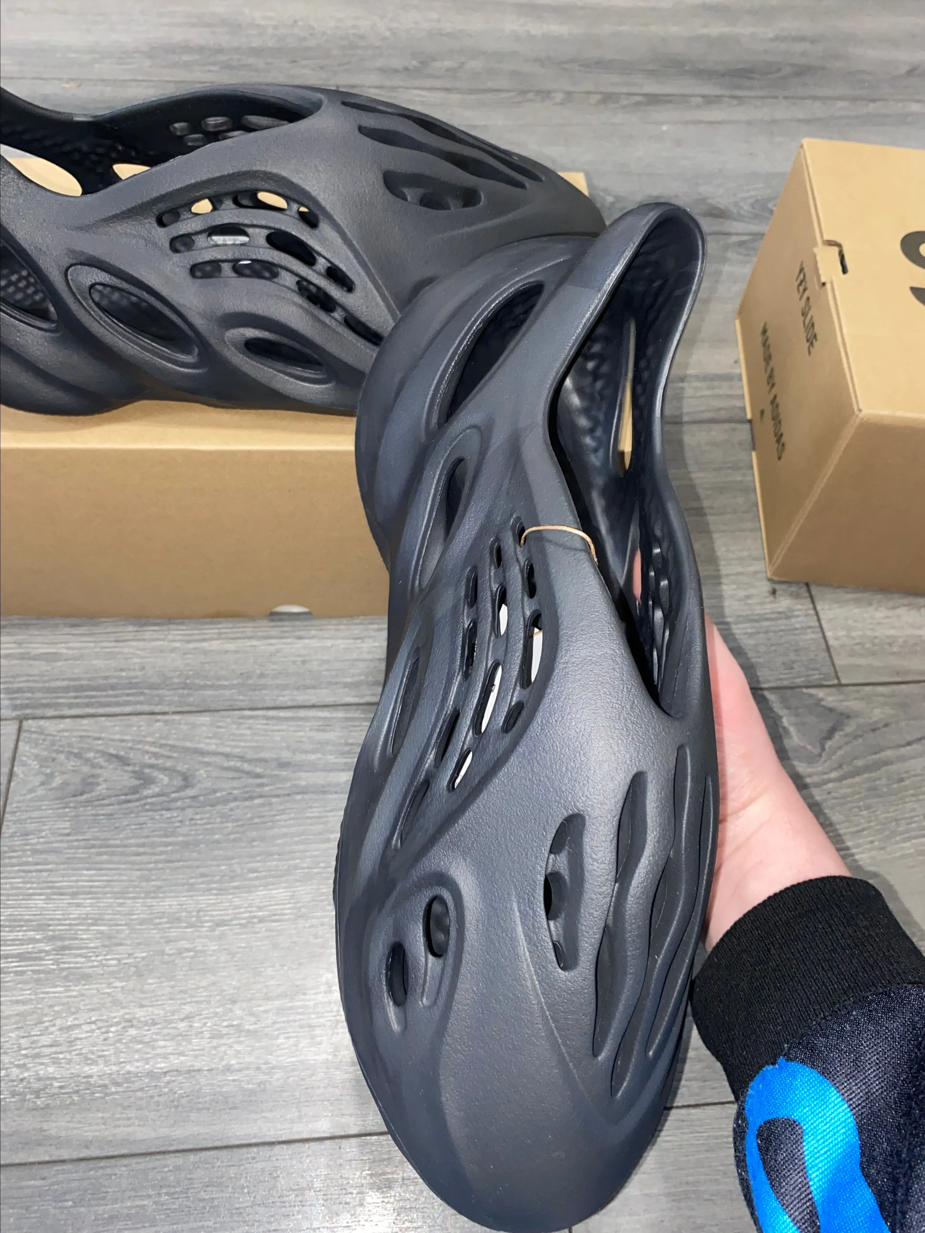 Yeezy foam runner ONYX brand new · Whatnot: Buy, Sell & Go Live
