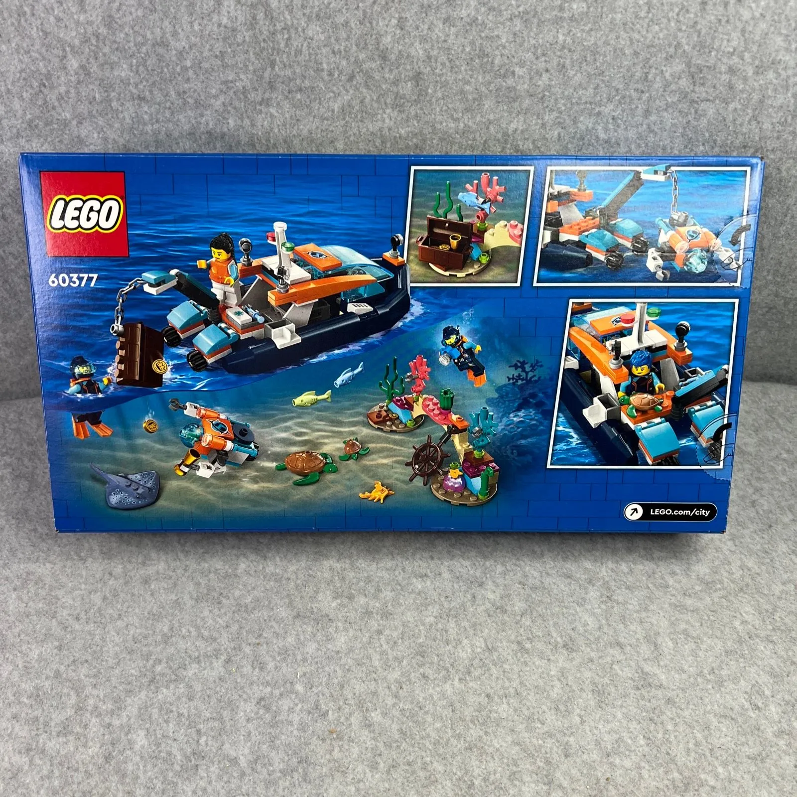 LEGO CITY: Explorer Diving Boat Set 60377 (182 Pieces) Shark