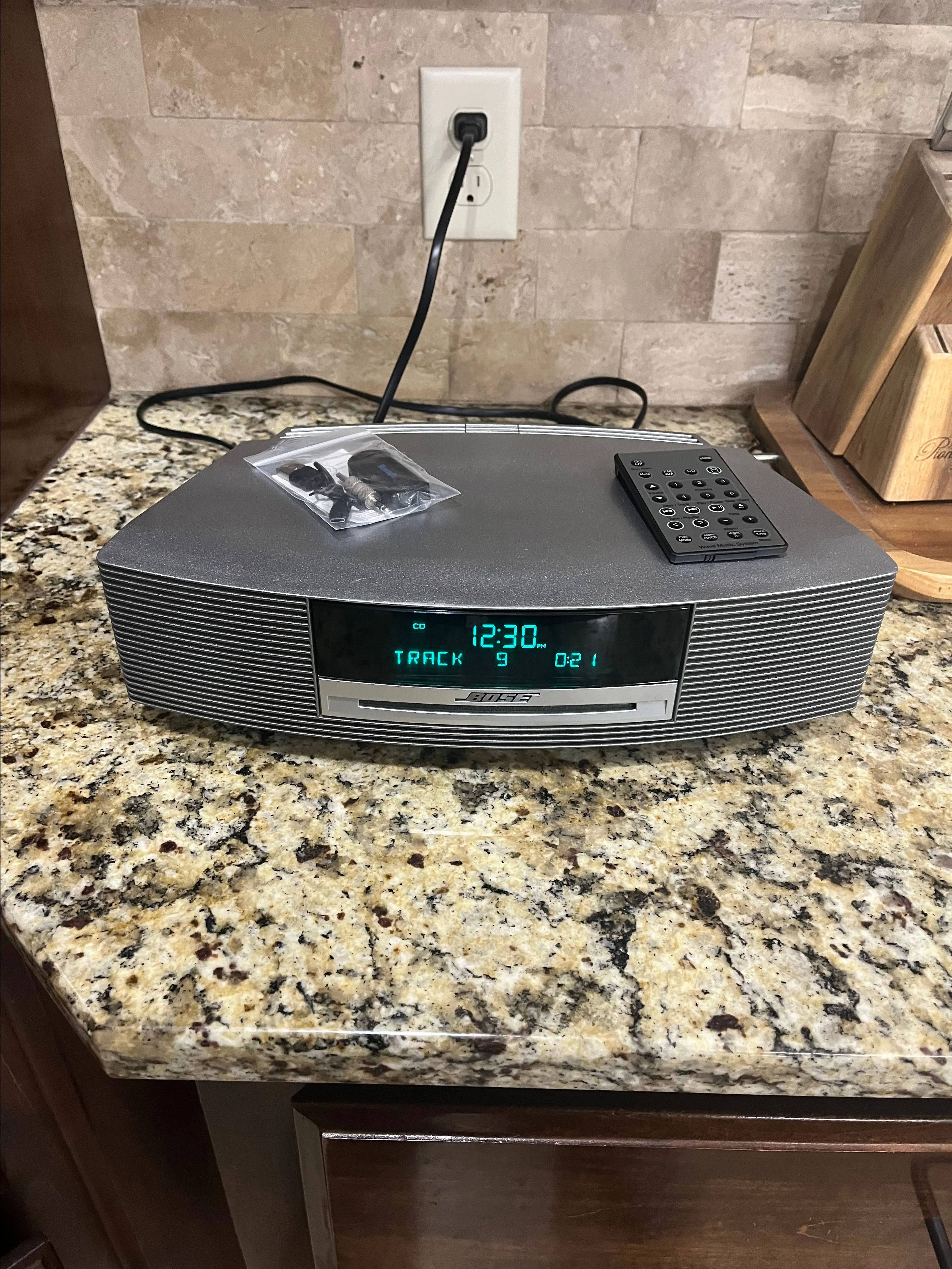 Bose Wave Music System AM/FM CD Player Clock Radio Bluetooth W Remote ·  Whatnot: Buy, Sell & Go Live