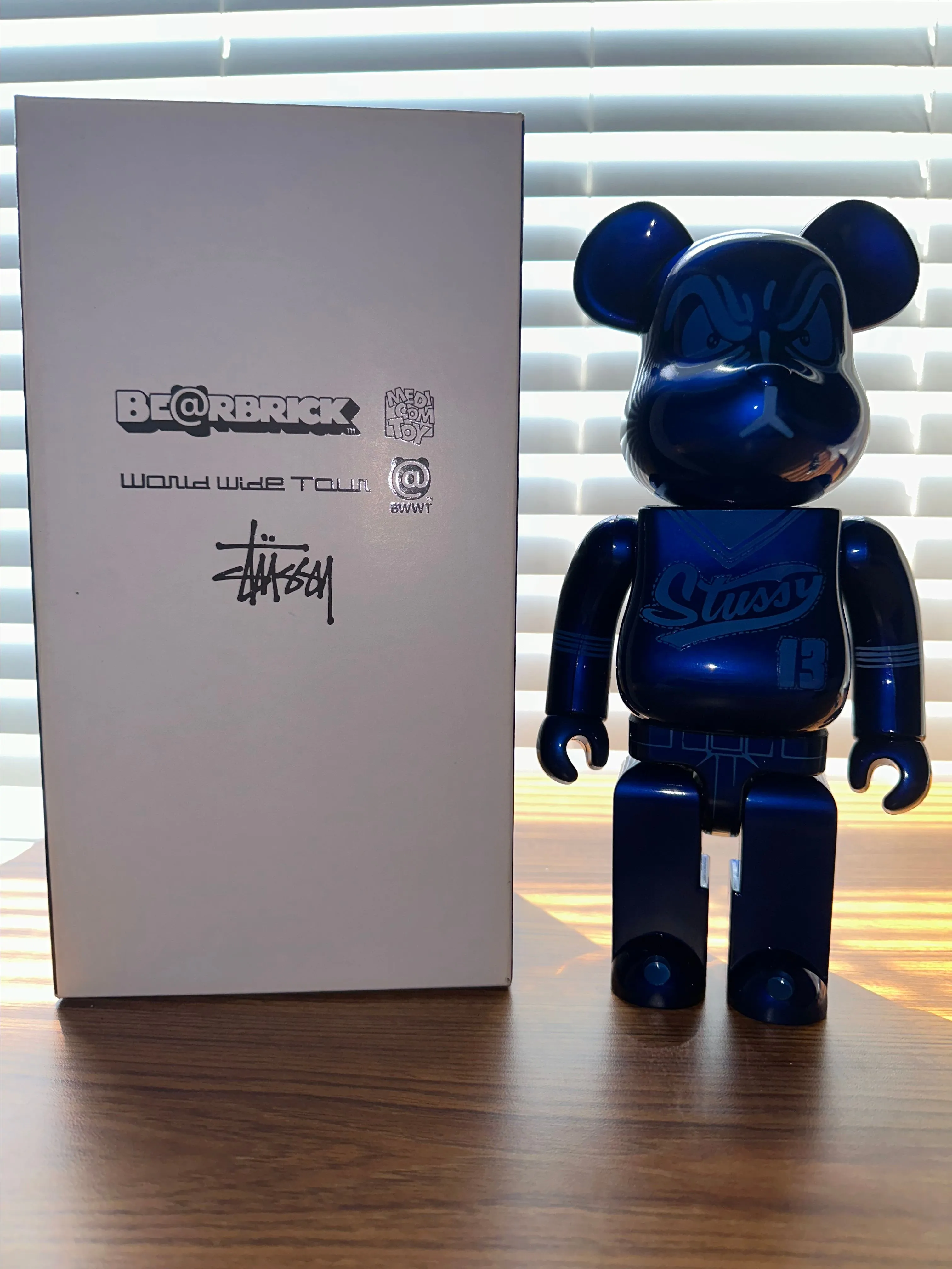 BEARBRICK X STUSSY MR CARTOON BWWT METALLIC 400% · Whatnot: Shop