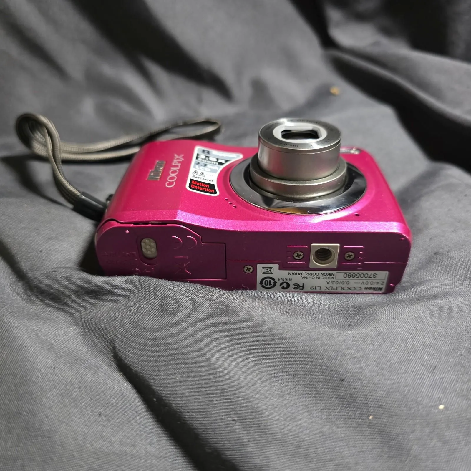 Nikon Coolpix Camera L19 8.0MP Magenta · Whatnot: Shop, Sell