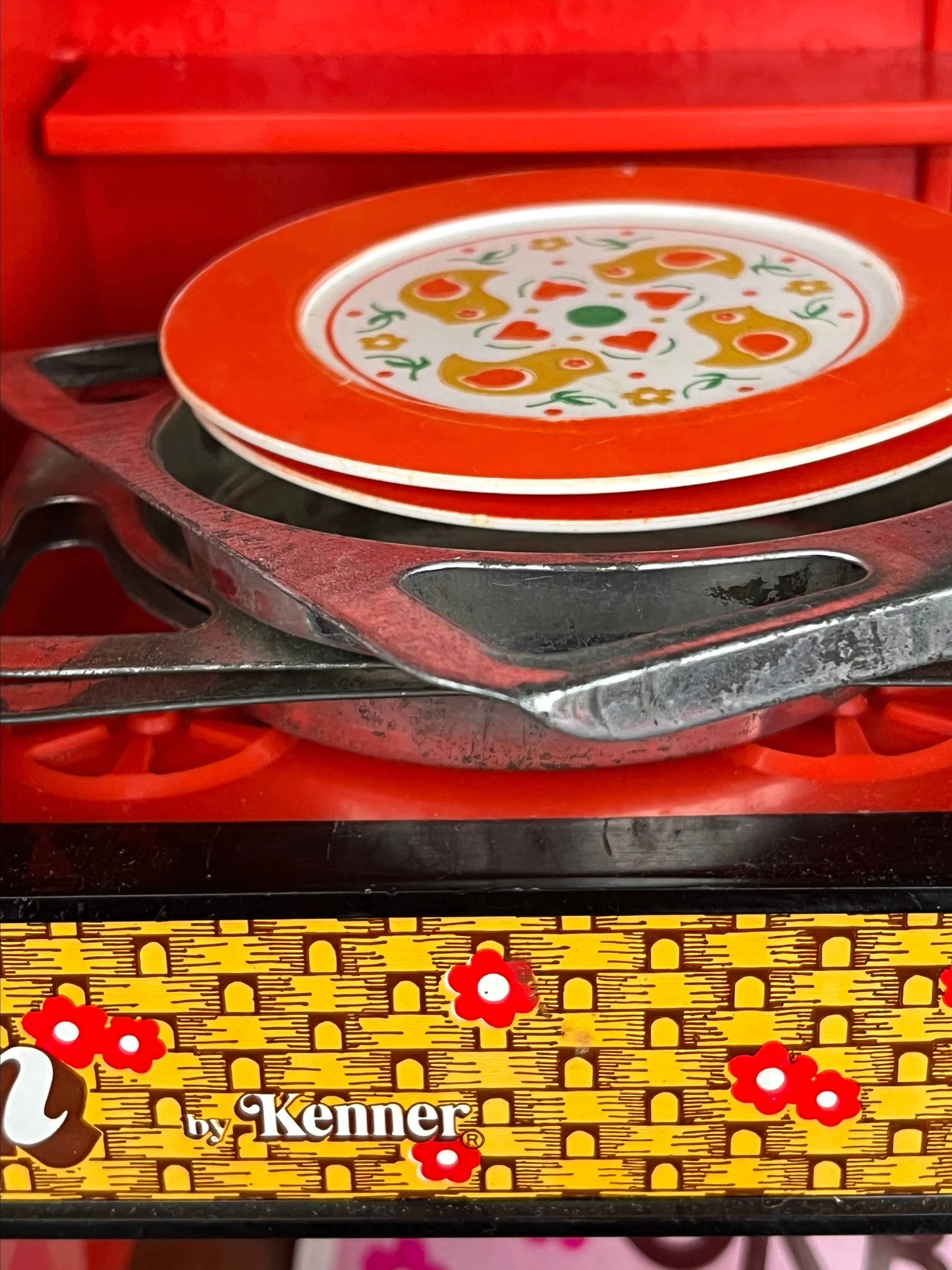 Vintage 76' Easy Bake Oven · Whatnot: Shop, Sell, Connect