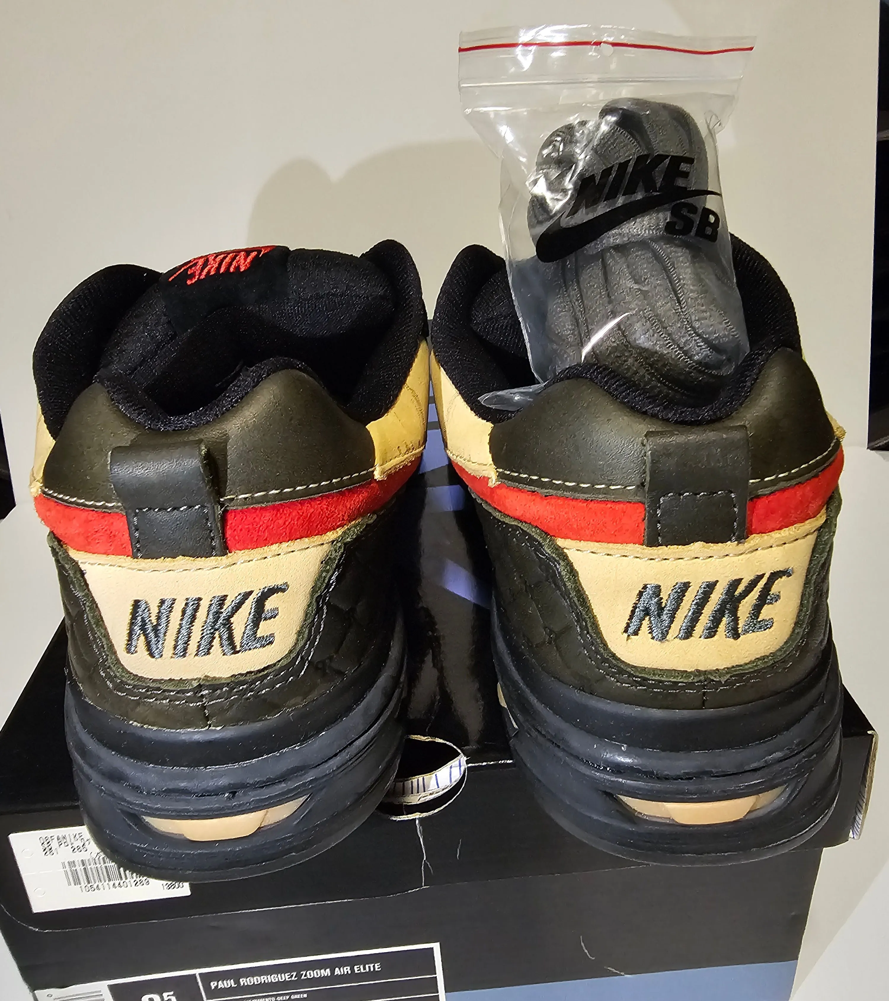8.5M - (2006) Nike P Rod Zoom Air Elite Stash - VNDS w/ OG