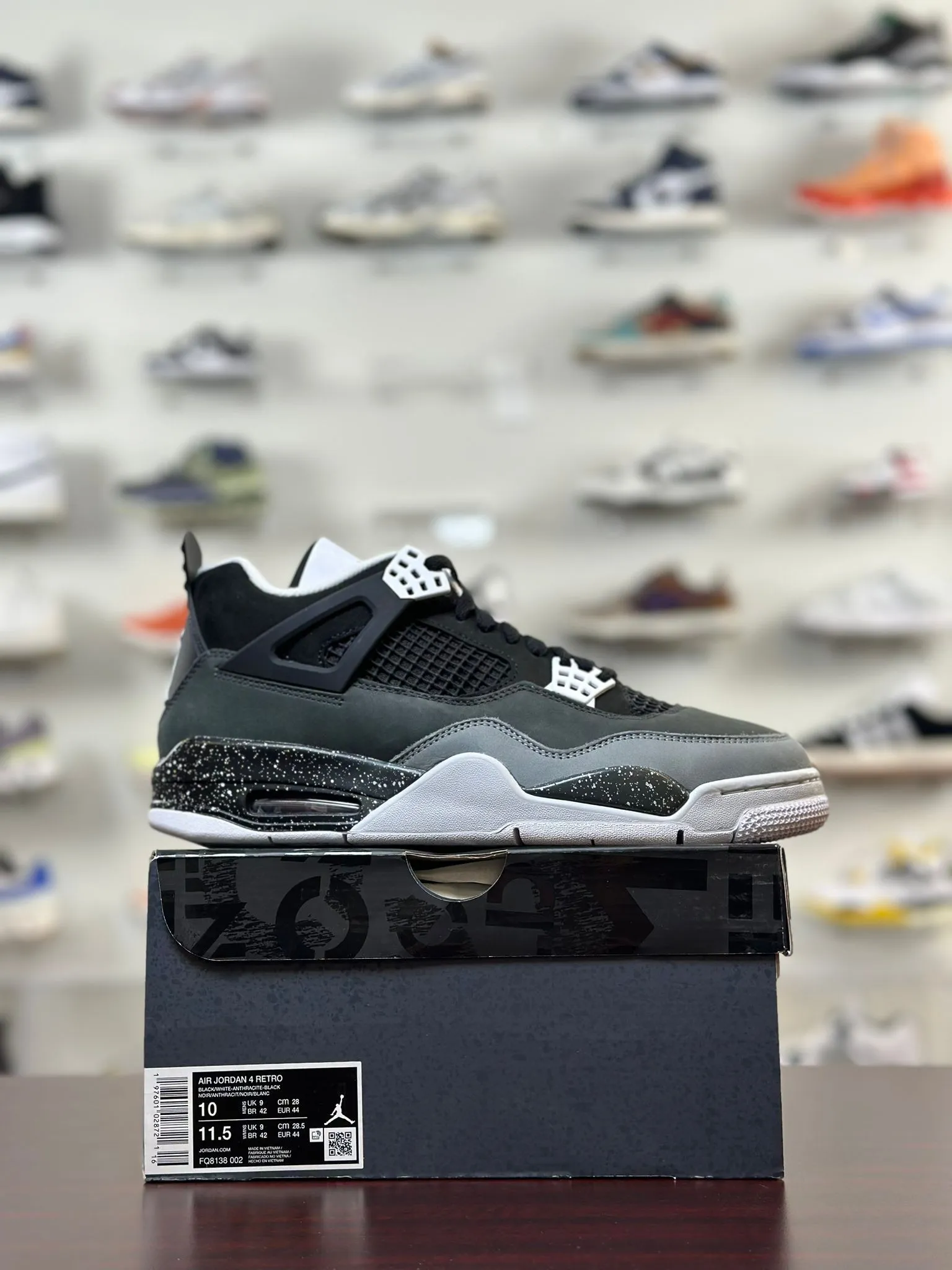 Jordan 4 11.5 online