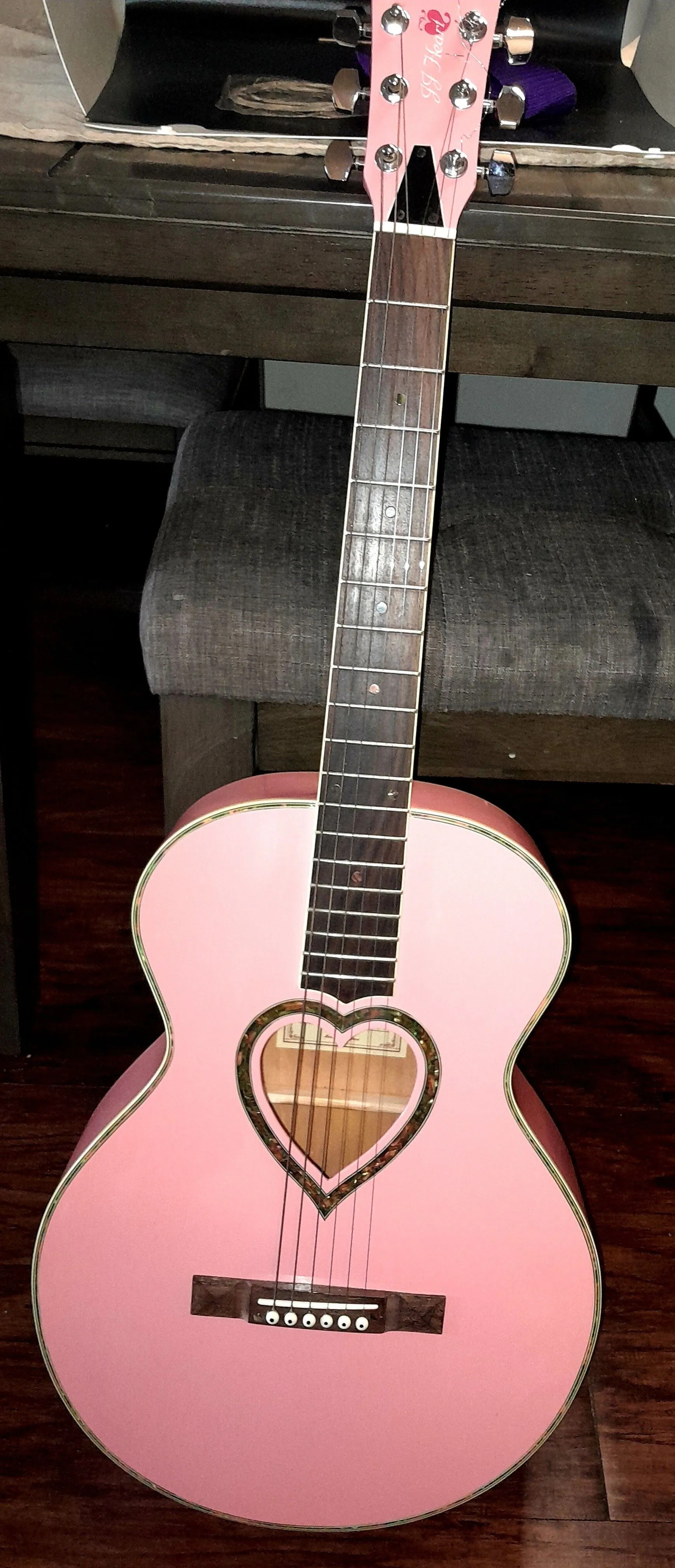JJ Heart Acoustic Guitar · Whatnot: Shop, Sell, Connect