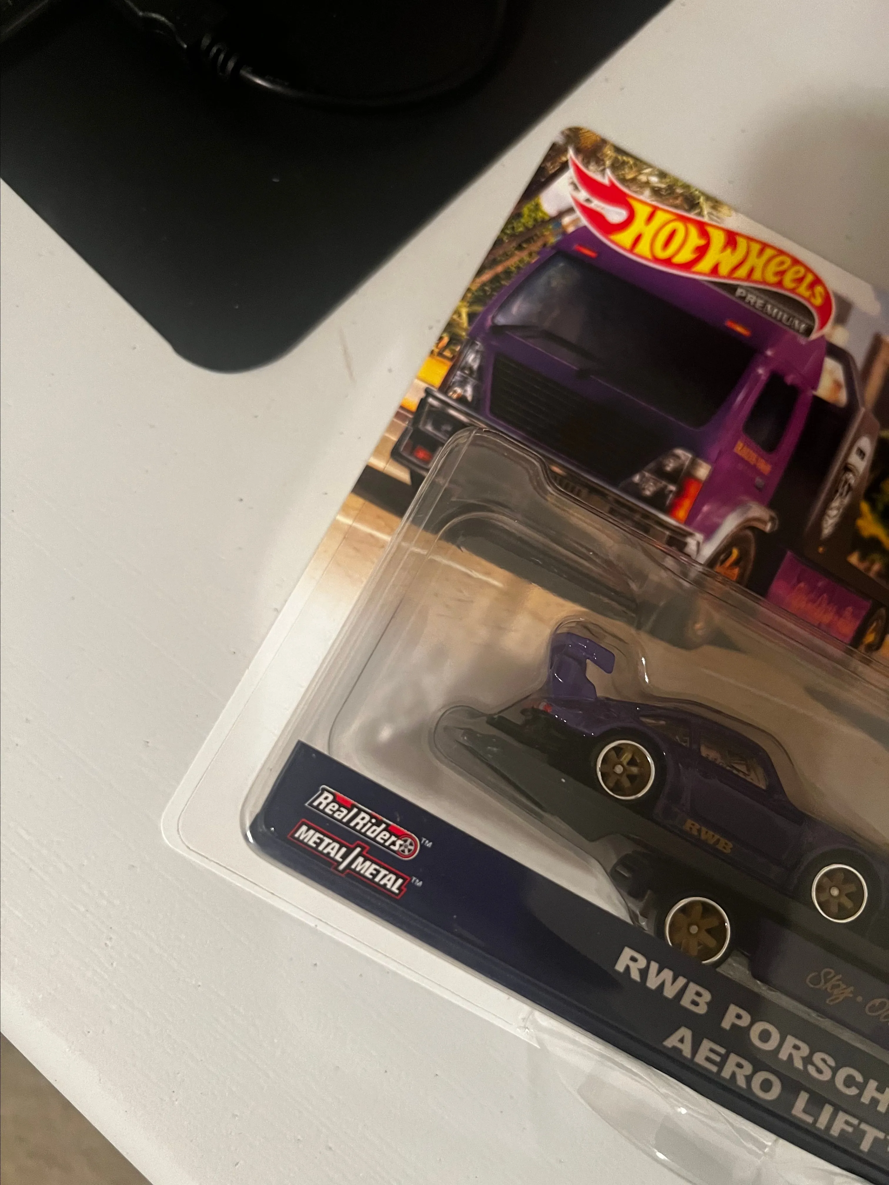2019 Hot Wheels Porsche RWB Team Transport Premium 930 Aero Lift