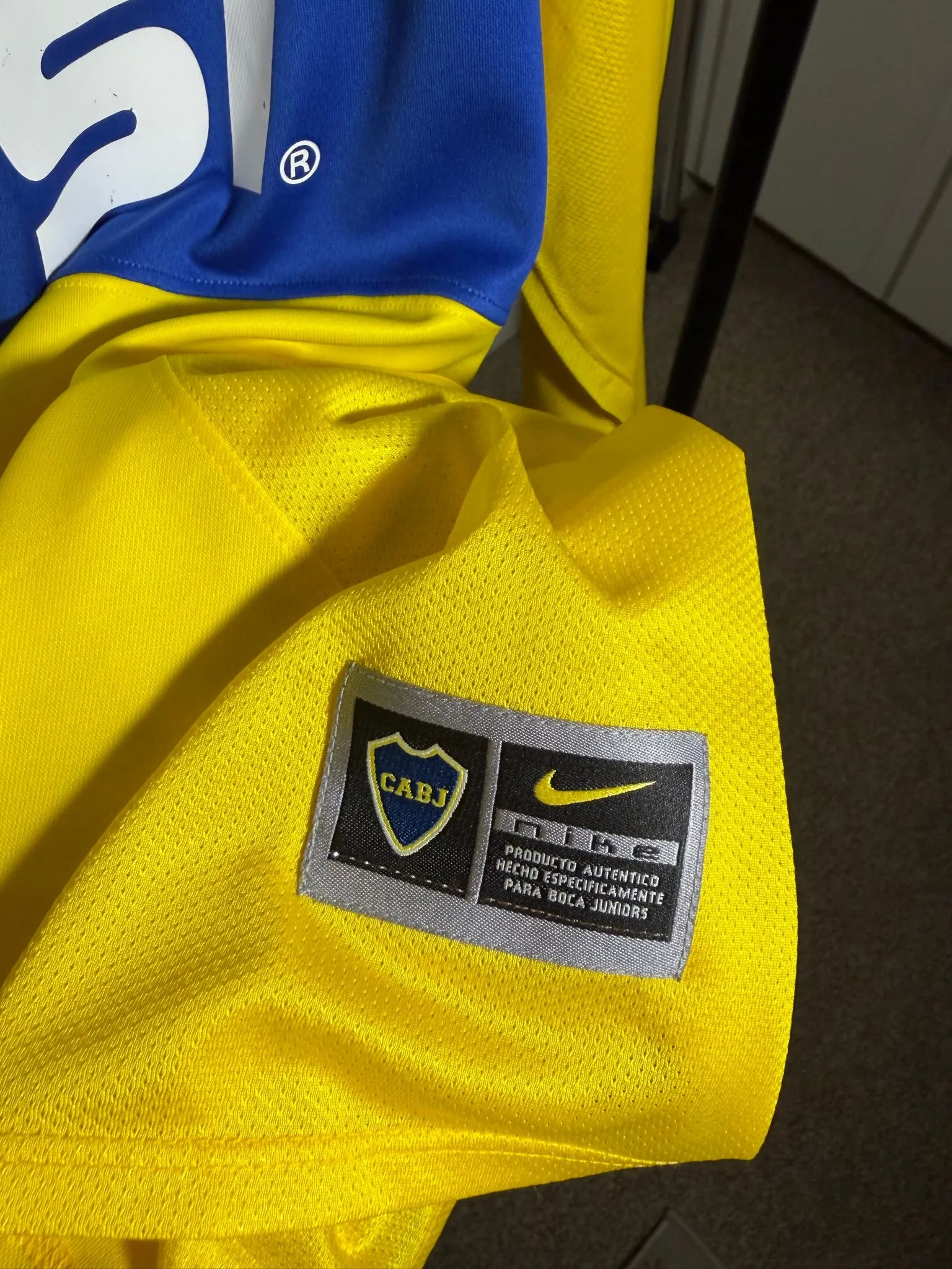 Authentic Boca Juniors Away Jersey 2003/04. Guillermo #7. Brand