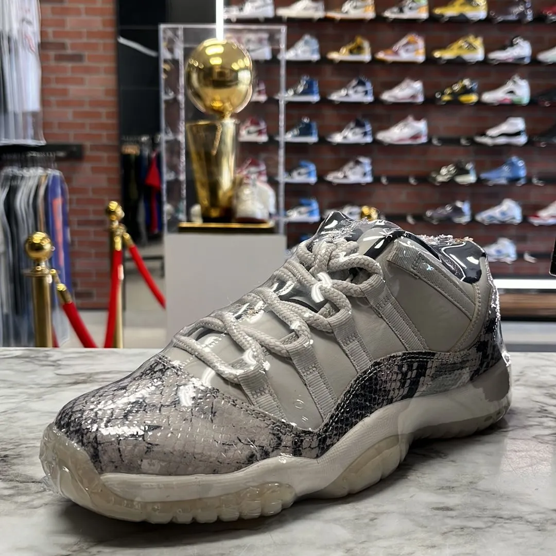 Air Jordan 11 retro high quality low LE GS snake light bone