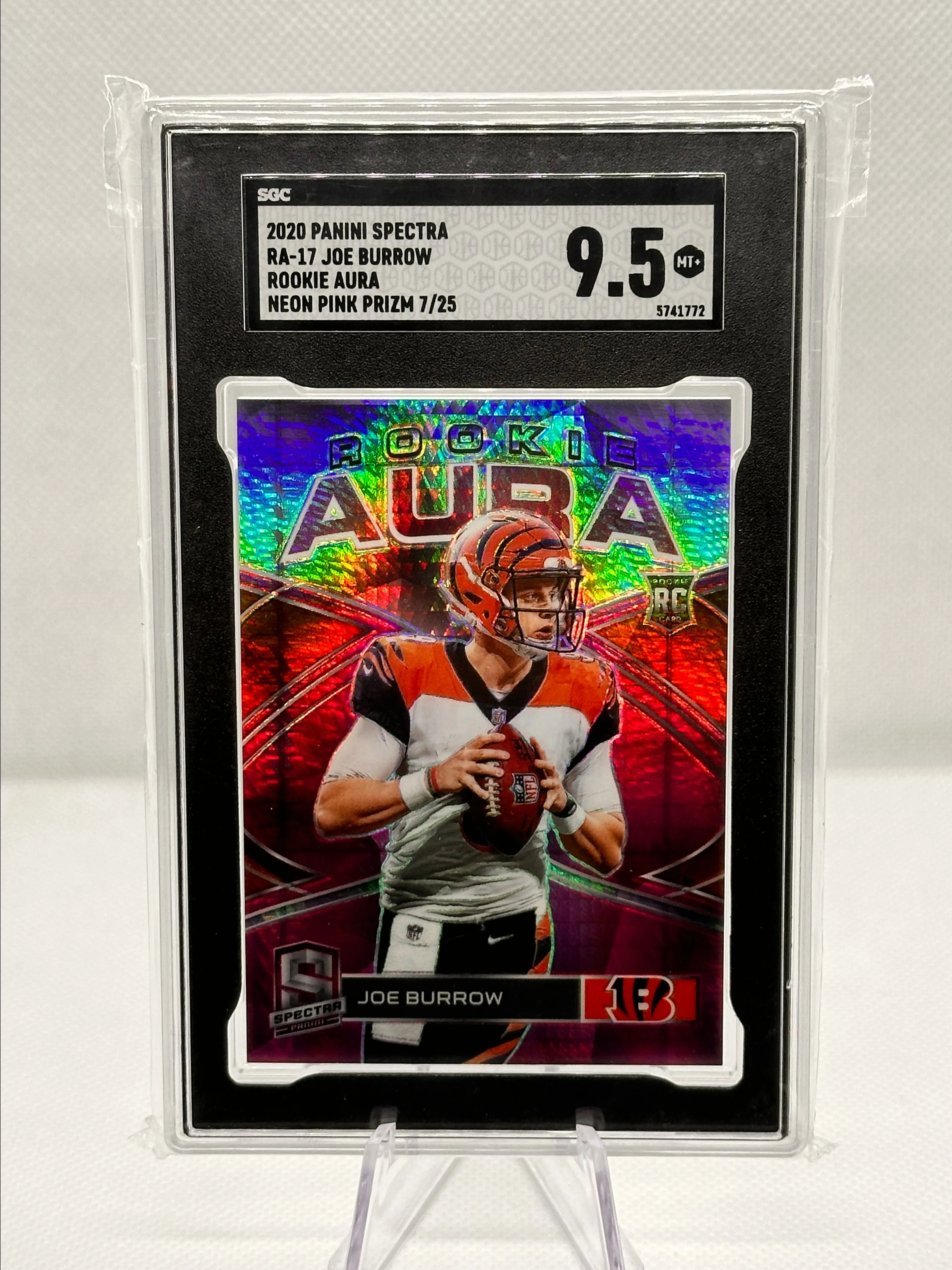 Optic deals Pink Prizm Joe Burrow Rookie