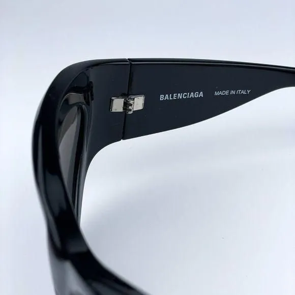 BALENCIAGA BB0228S 001 サングラス ブラック Balenciaga BB0228S Cat-Eye Sunglasses | Designer Eyewear
